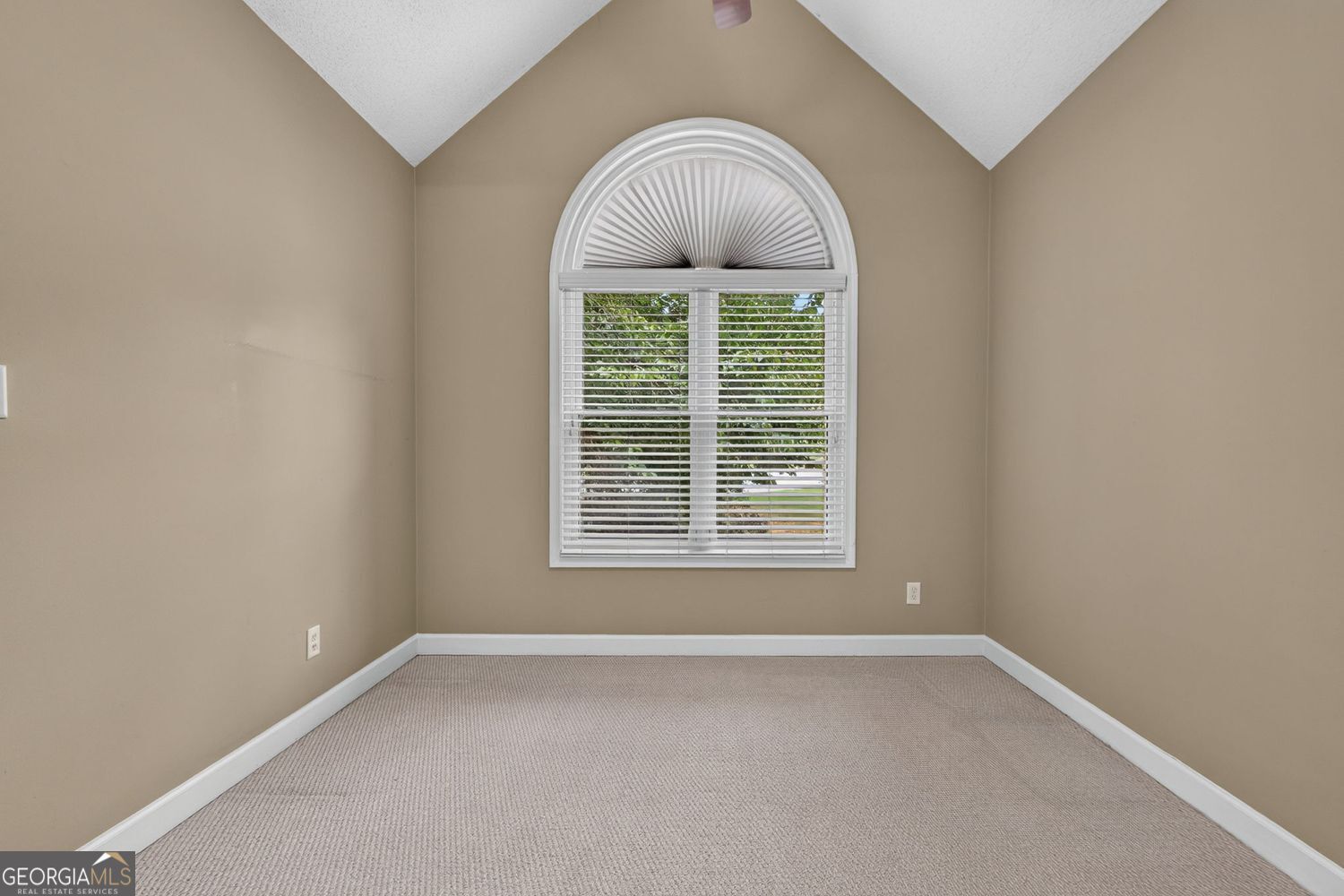 560 Brook Hollow Drive Property Photo 19