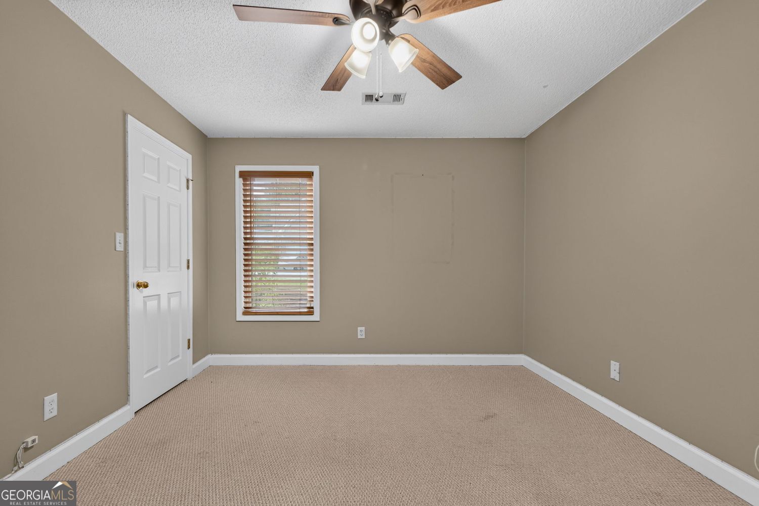 560 Brook Hollow Drive Property Photo 29