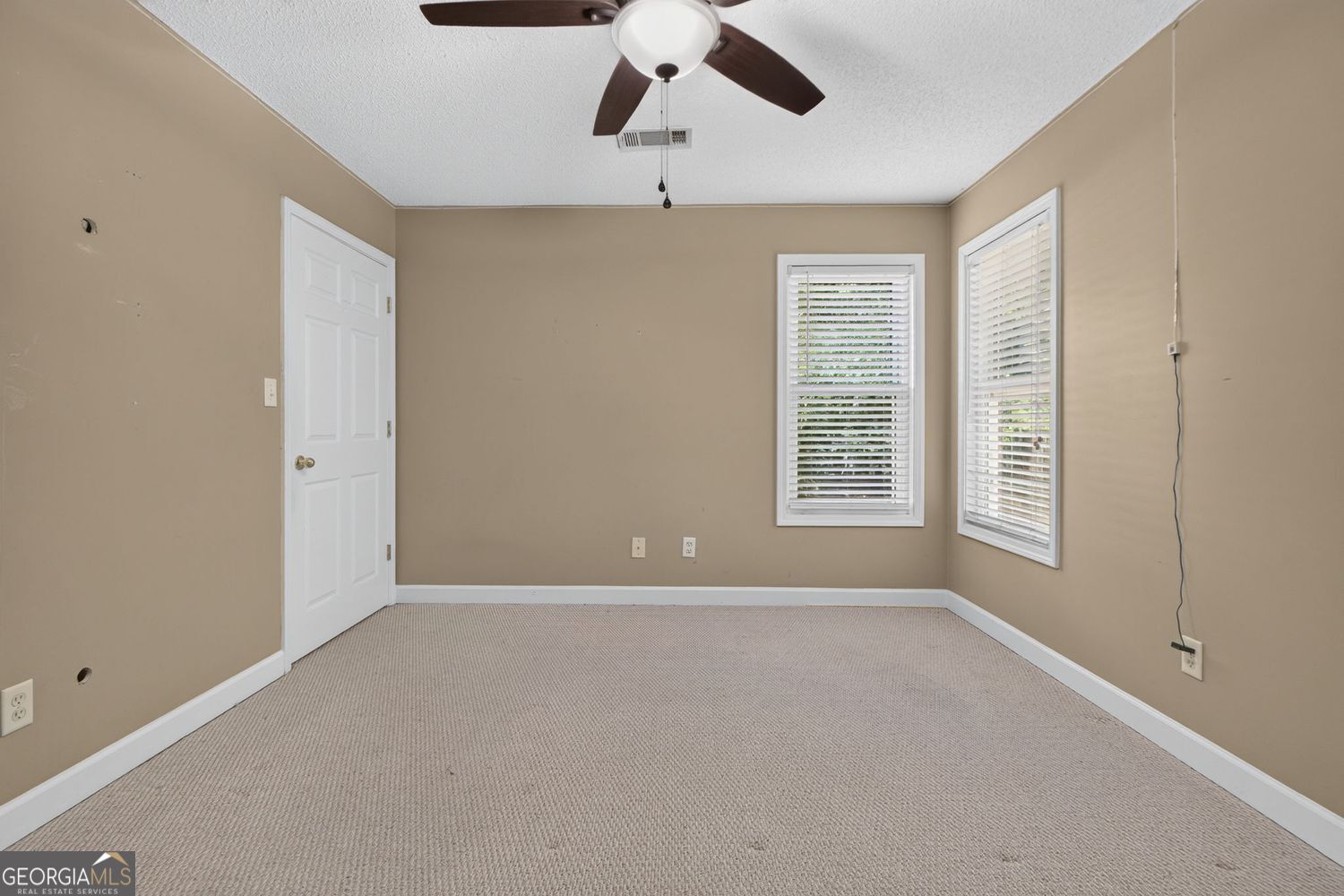 560 Brook Hollow Drive Property Photo 30