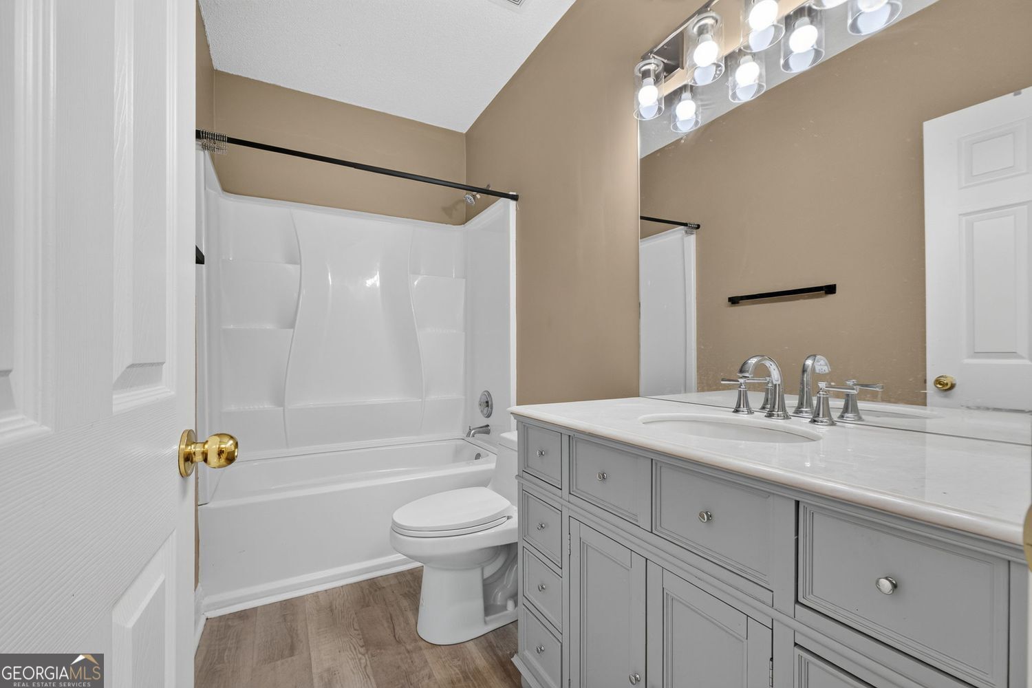 560 Brook Hollow Drive Property Photo 44