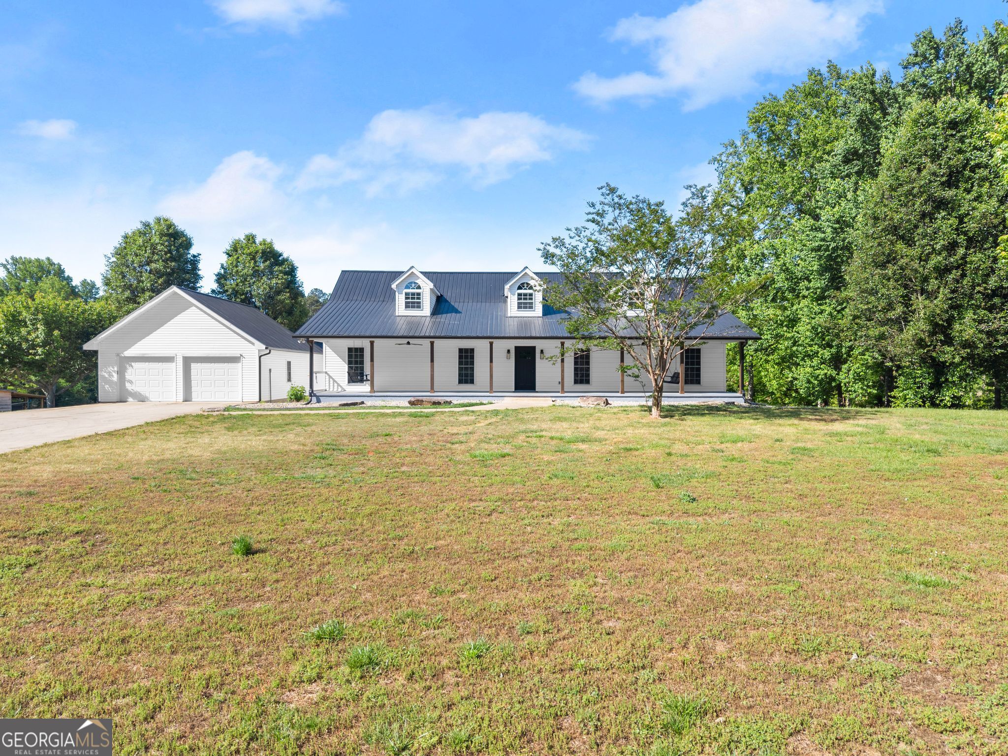 6147 Dahlonega Highway Property Photo 3