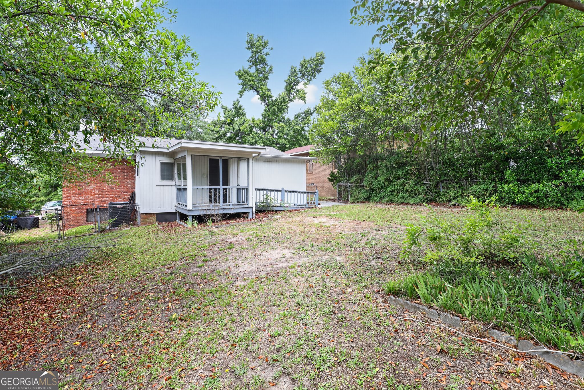 1656 Kentucky Avenue Property Photo 5
