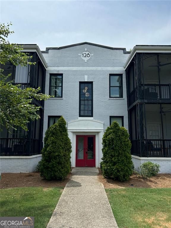 128 Peachtree Memorial Drive NW # 4 Property Photo 1