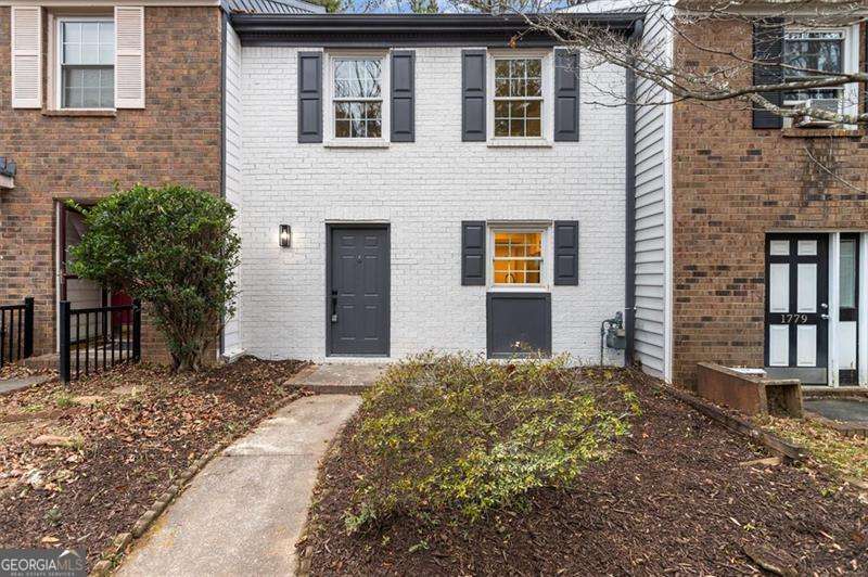 1777 Twin Brooks Drive Se Property Photo 1