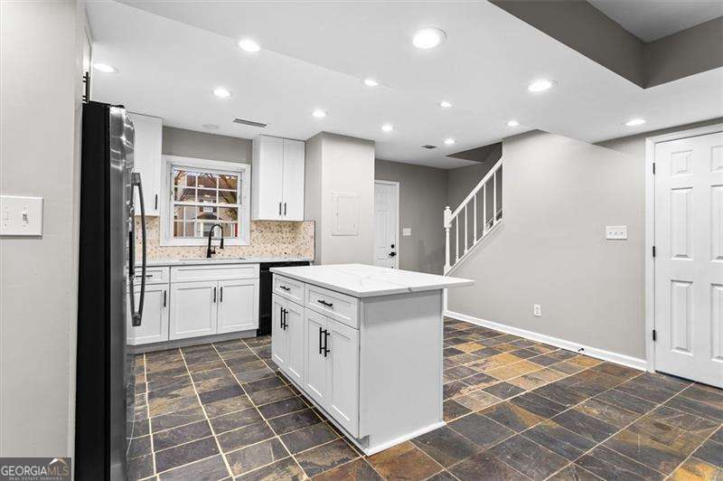 1777 Twin Brooks Drive Se Property Photo 8
