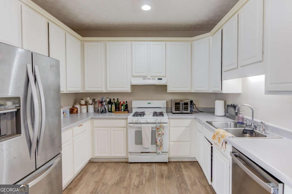 502 Towler Shoals View Property Photo 12