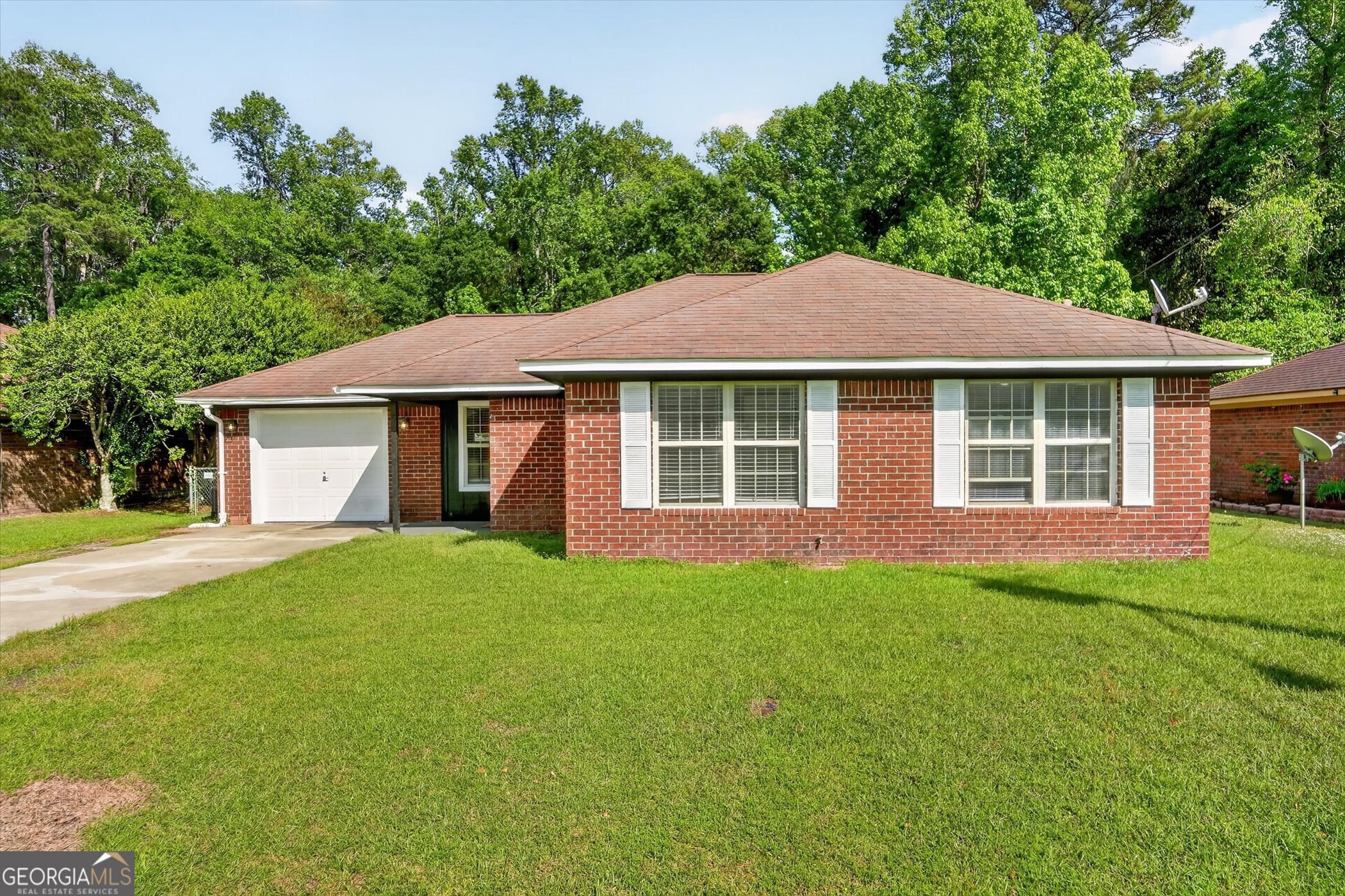 815 Sagewood Drive Property Photo 1