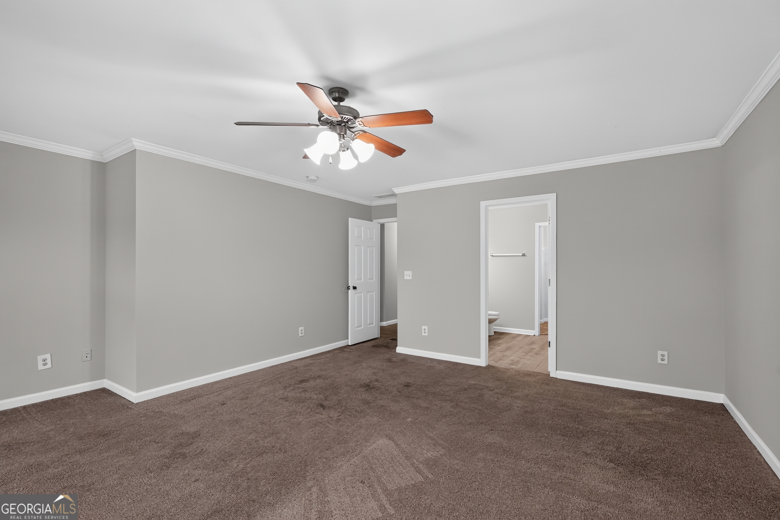6381 Shadow Square Property Photo 27