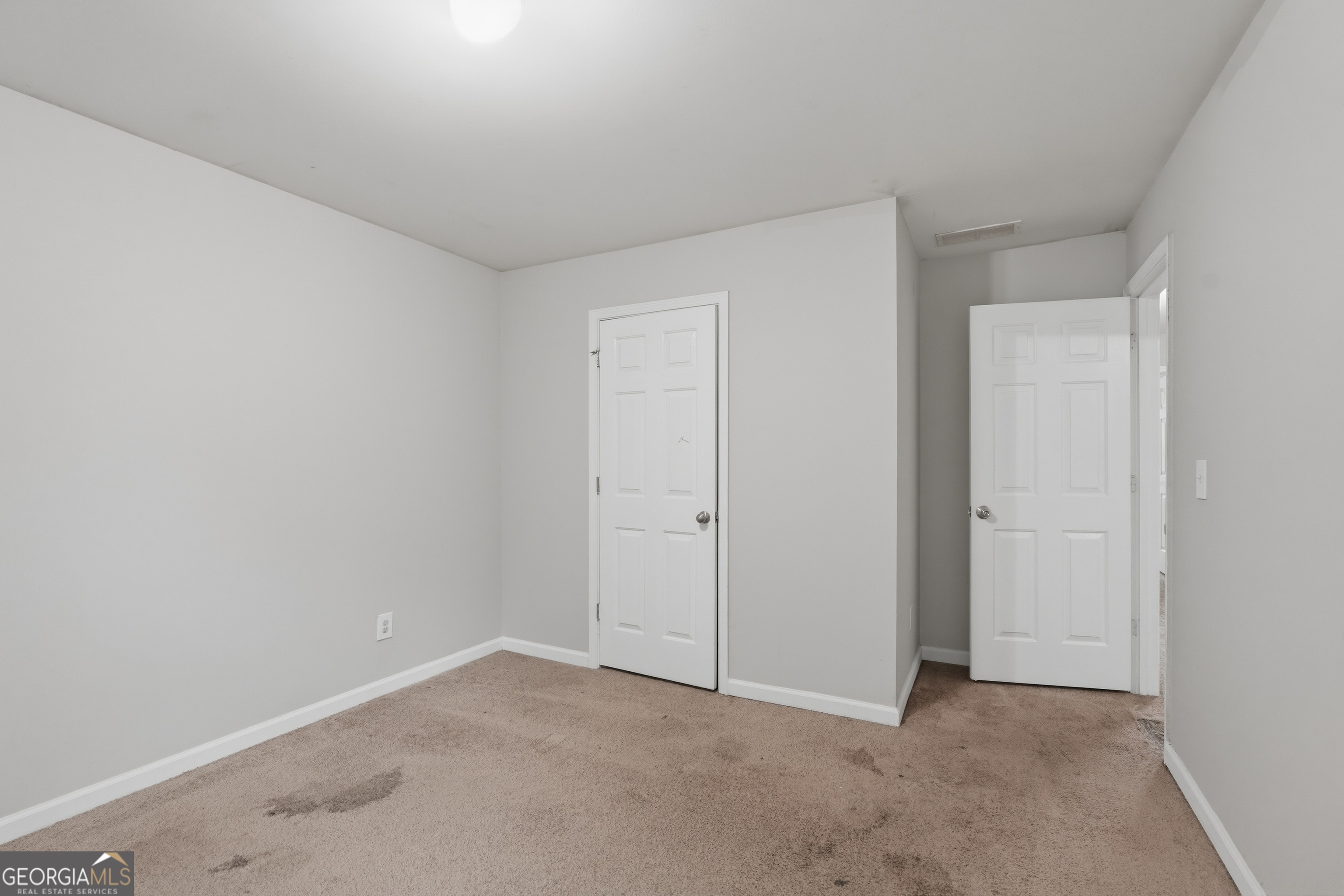 6381 Shadow Square Property Photo 29