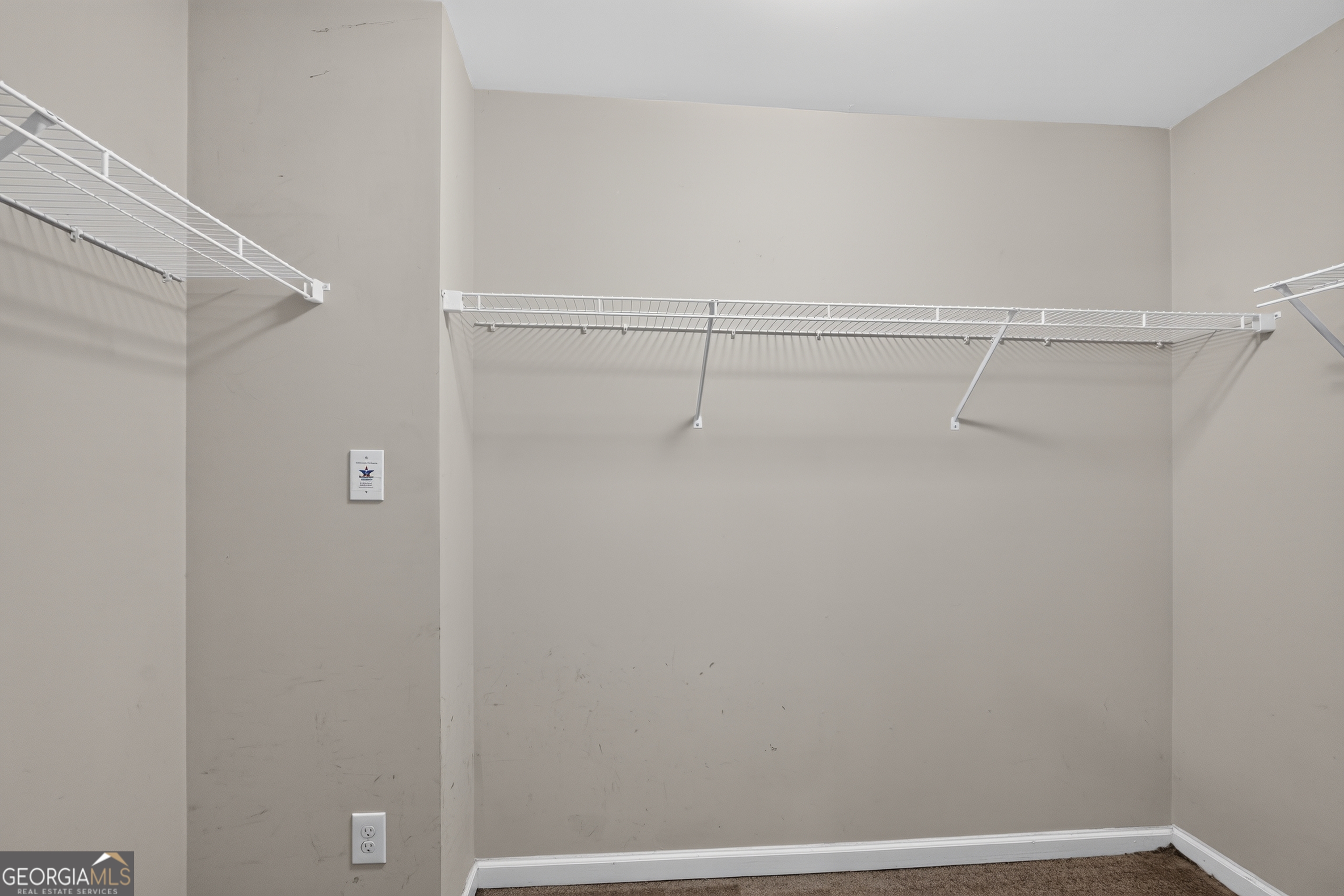 6381 Shadow Square Property Photo 34