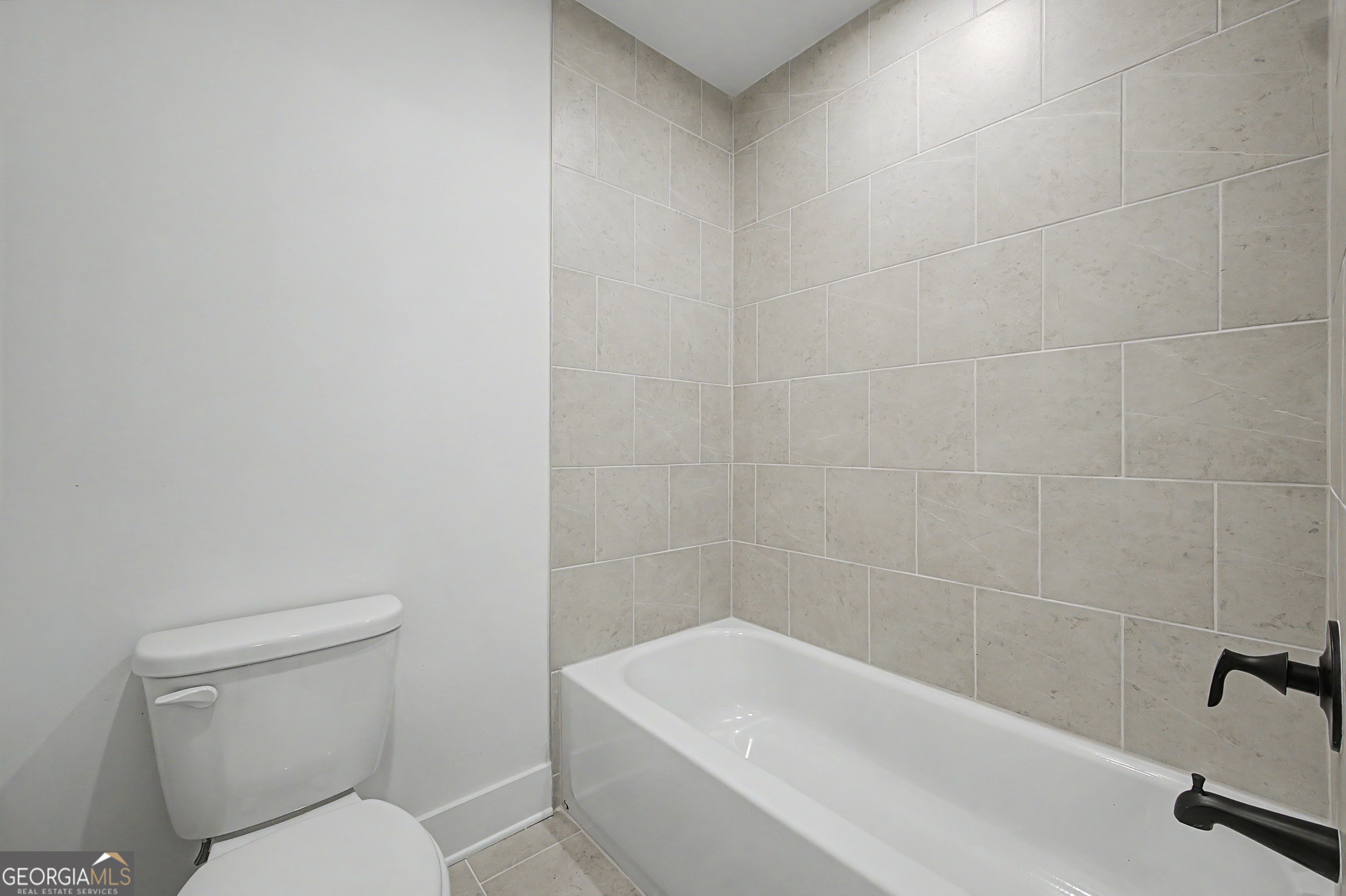 2120 Shillings Road Property Photo 16