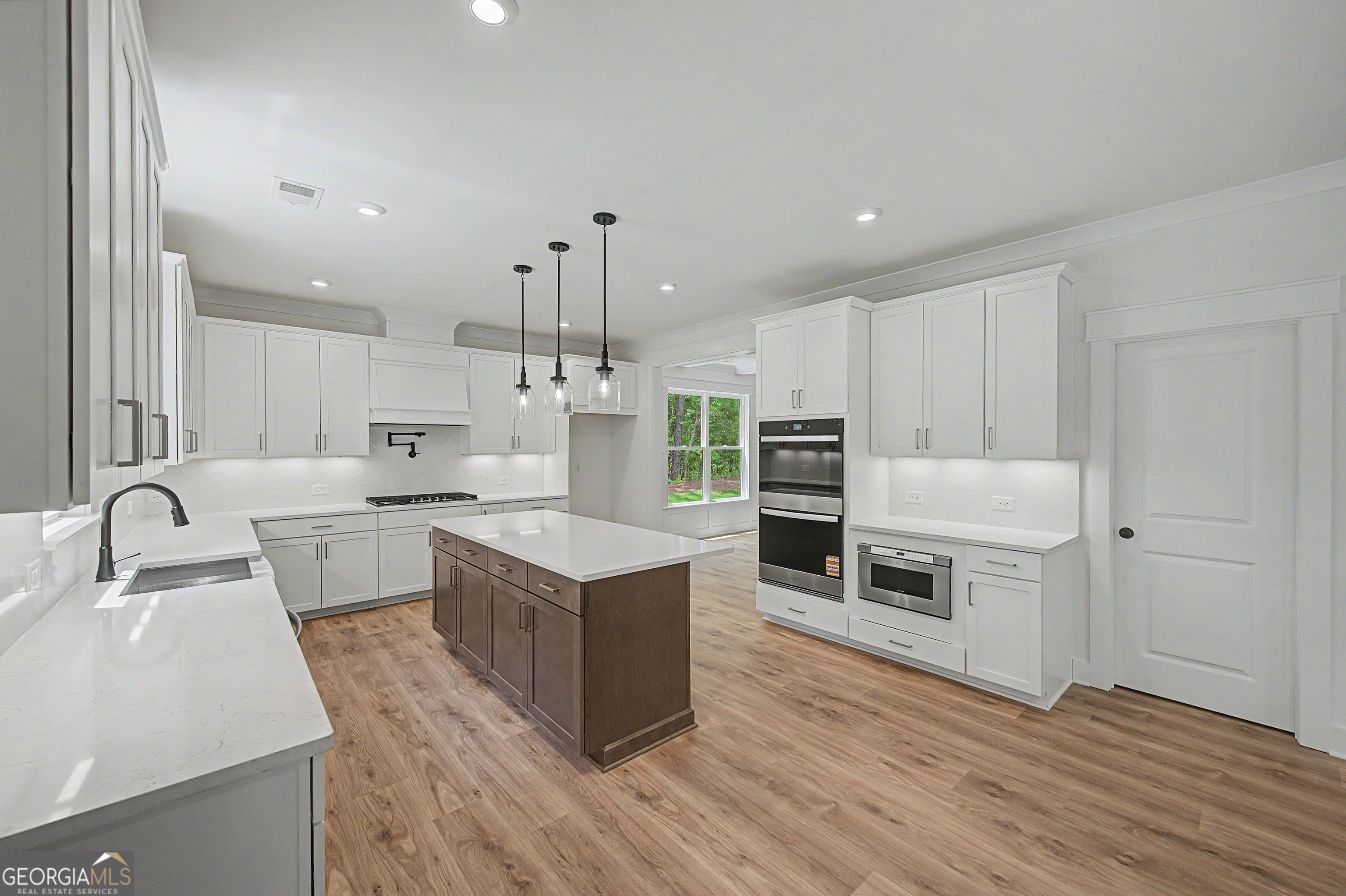 2120 Shillings Road Property Photo 38