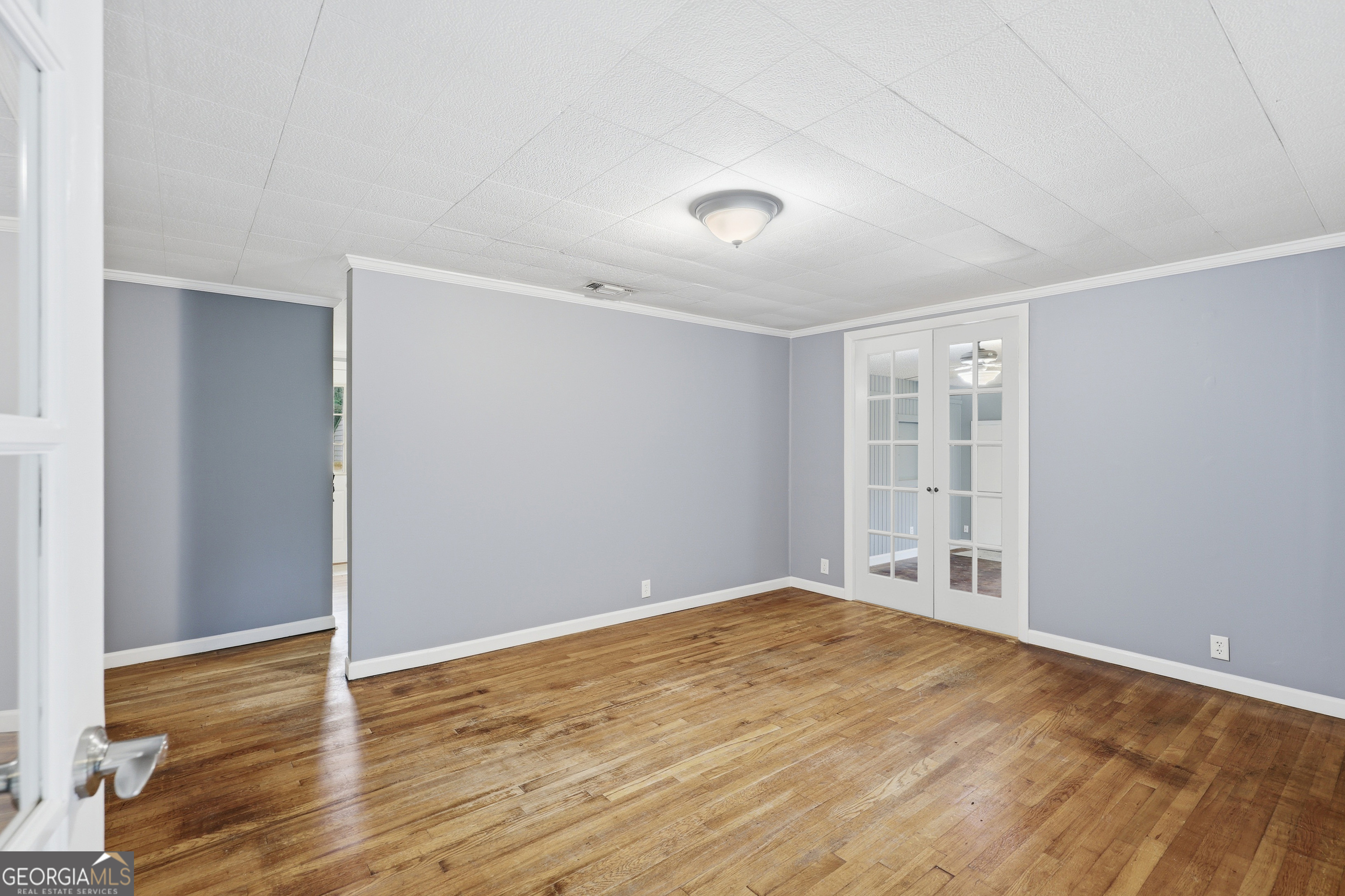 515 E 4th Street Property Photo 16