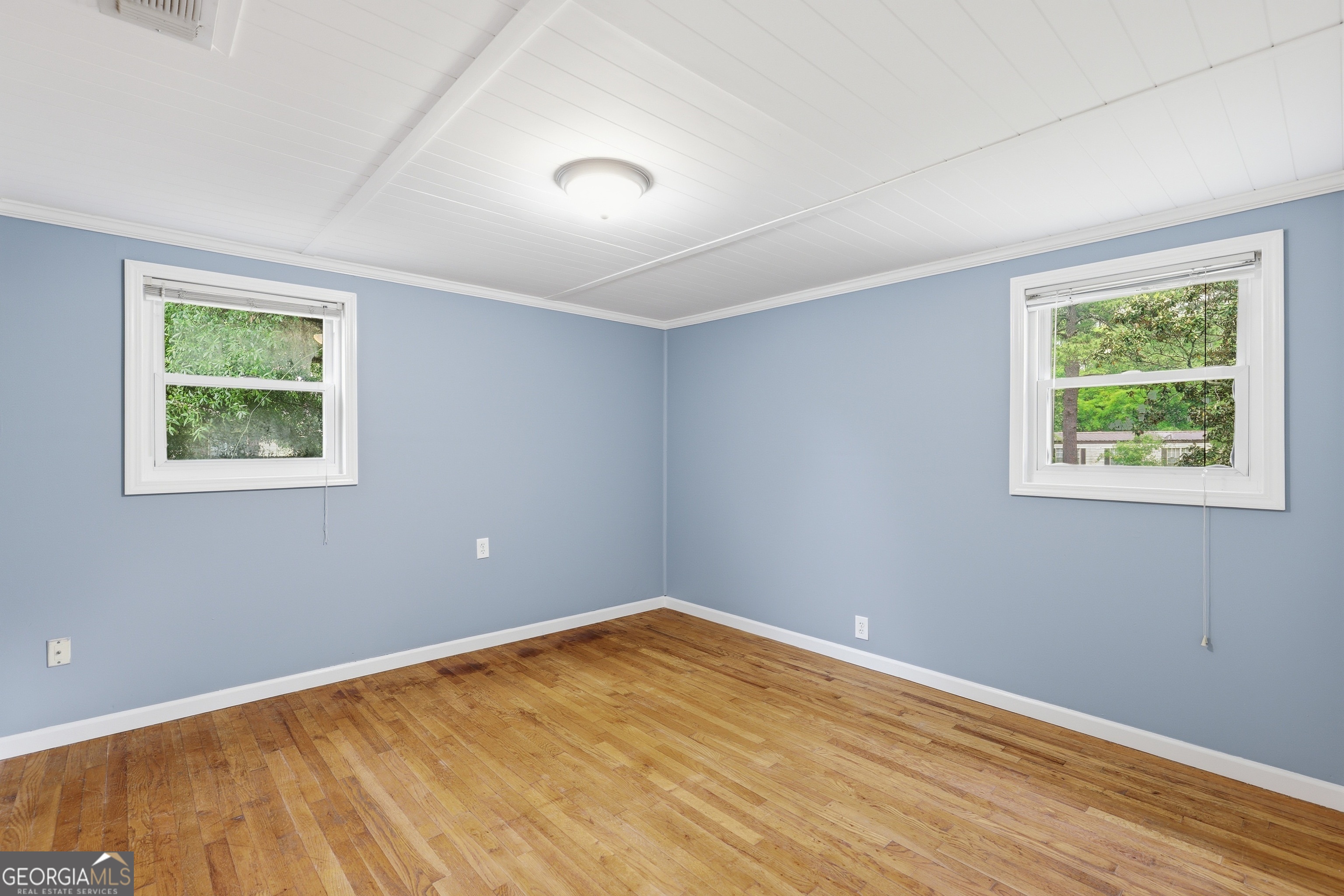 515 E 4th Street Property Photo 26