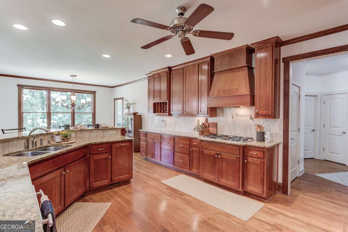 2240 N Pear Grove Court Property Photo 10