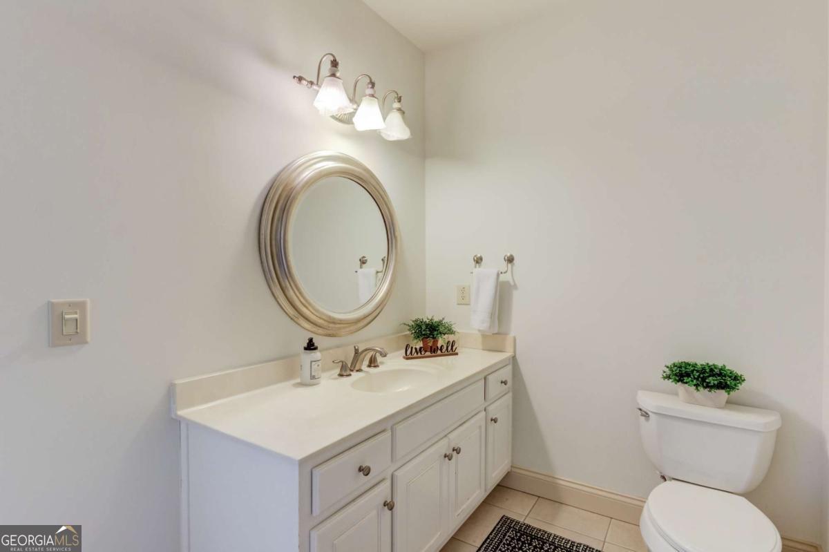 2240 N Pear Grove Court Property Photo 40