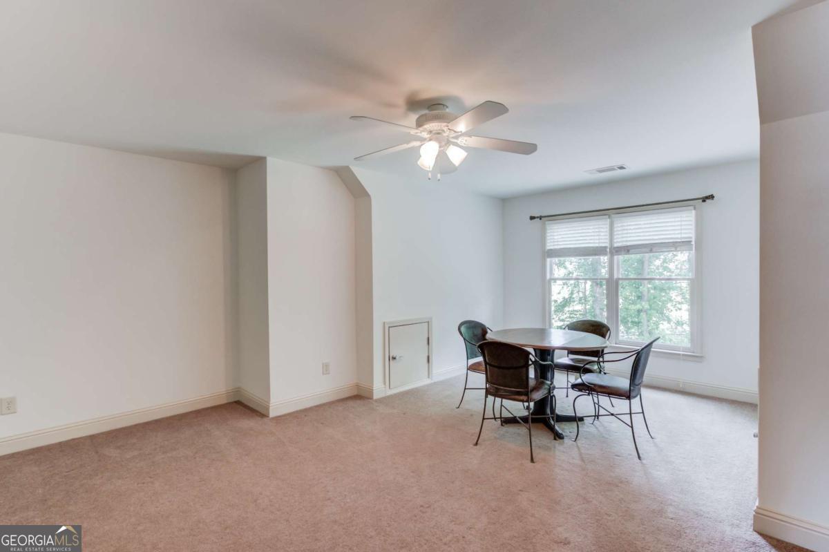 2240 N Pear Grove Court Property Photo 45