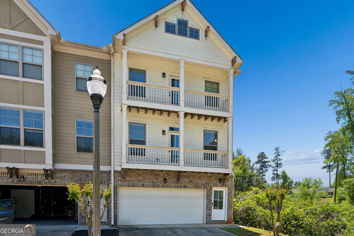 2424 Misty Hollow Place Property Photo 1
