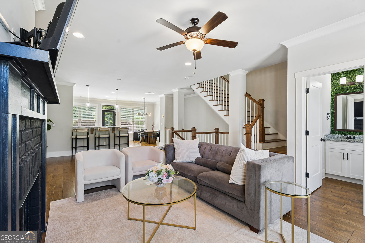 2424 Misty Hollow Place Property Photo 6