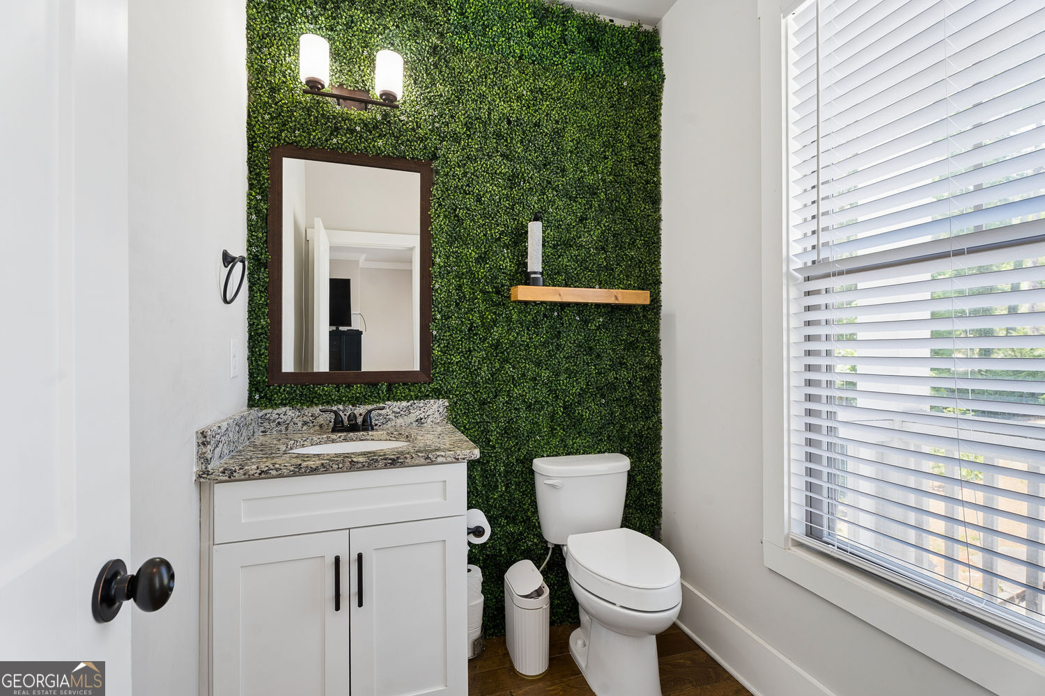 2424 Misty Hollow Place Property Photo 15