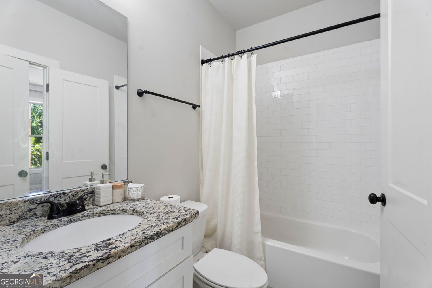 2424 Misty Hollow Place Property Photo 29