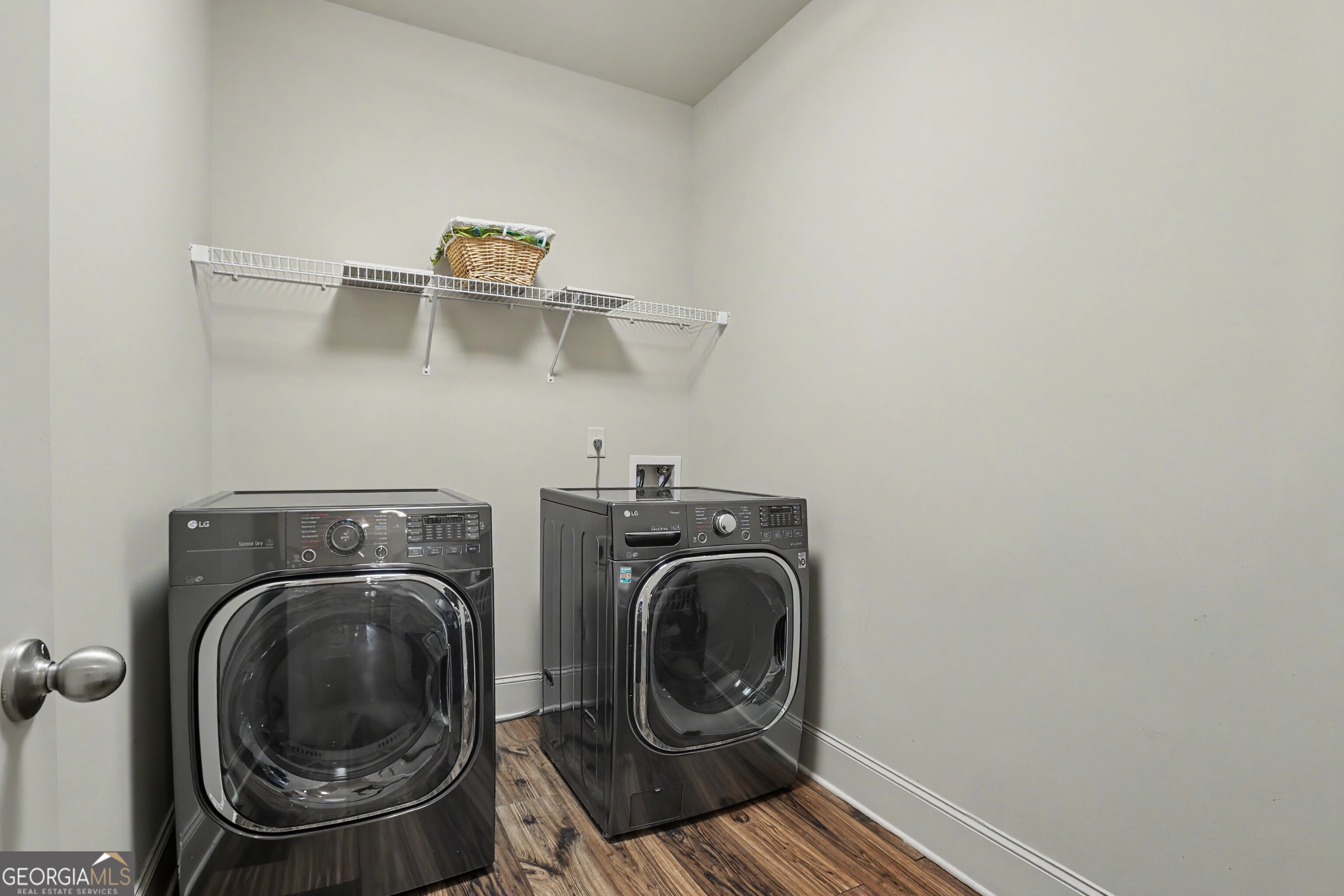 2617 Allsborough Way Property Photo 17