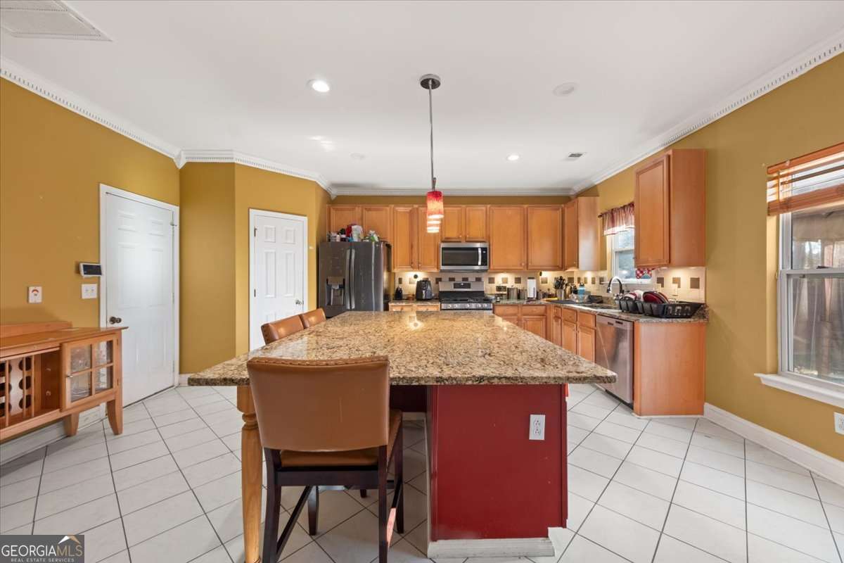 250 Windsor Way Property Photo 13
