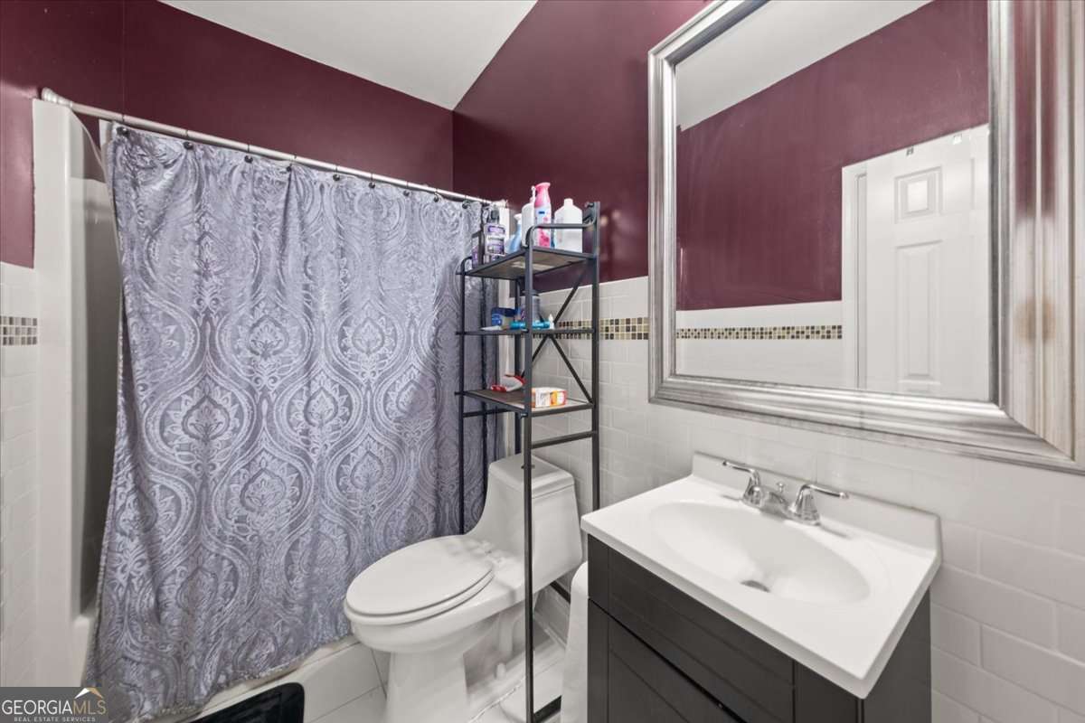 250 Windsor Way Property Photo 18