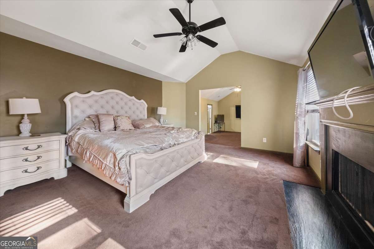 250 Windsor Way Property Photo 24