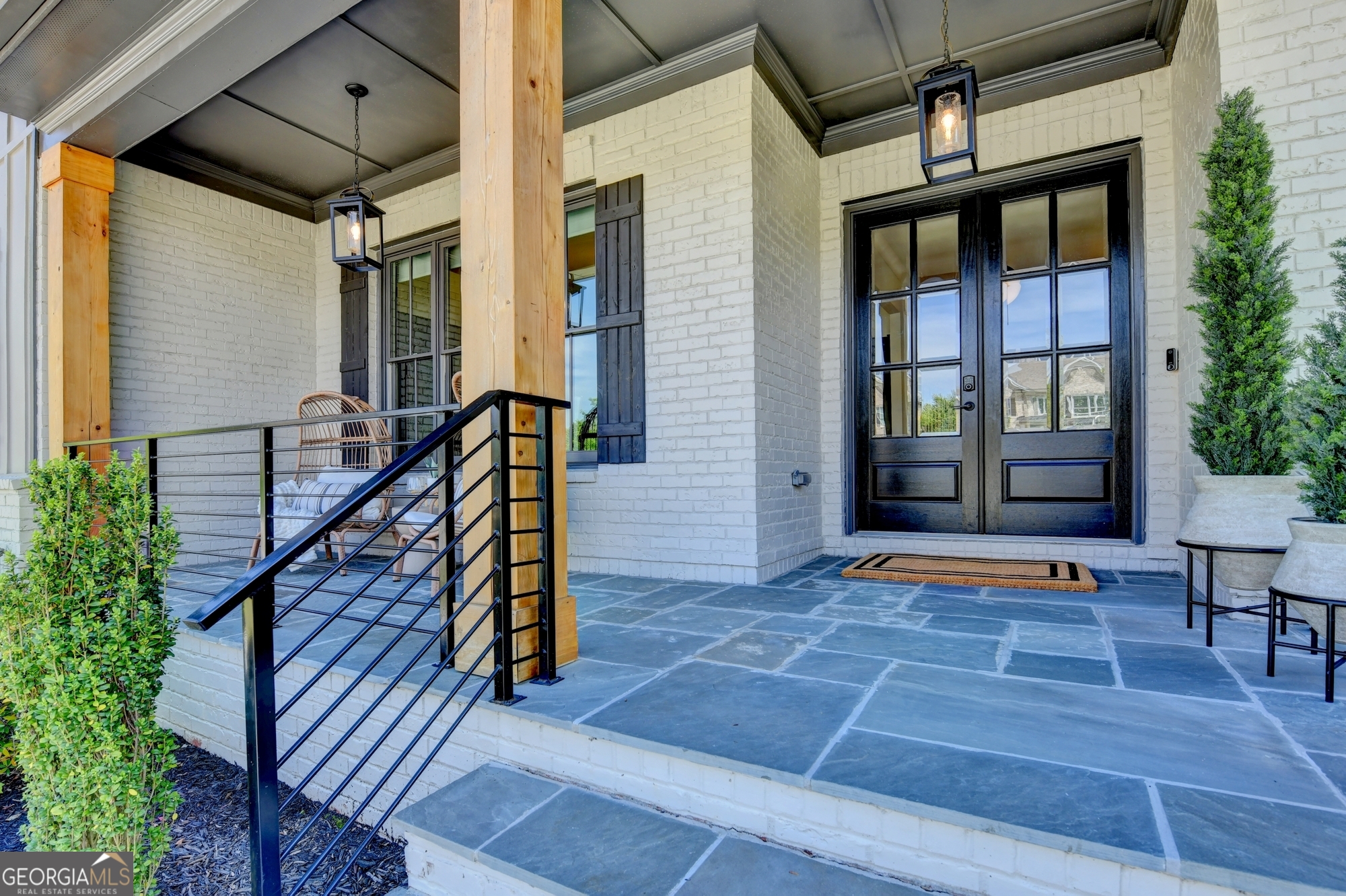 1370 Rumson Lane Property Photo 4