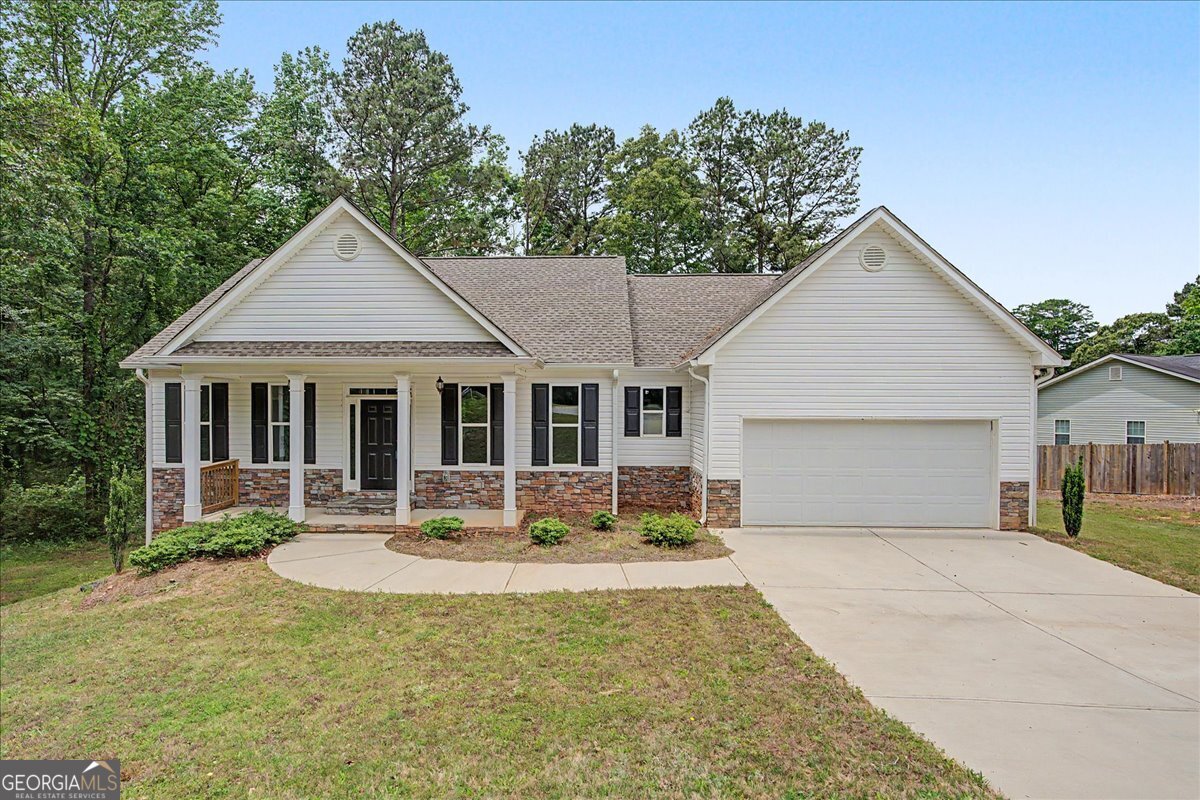 504 Iris Way Property Photo 2