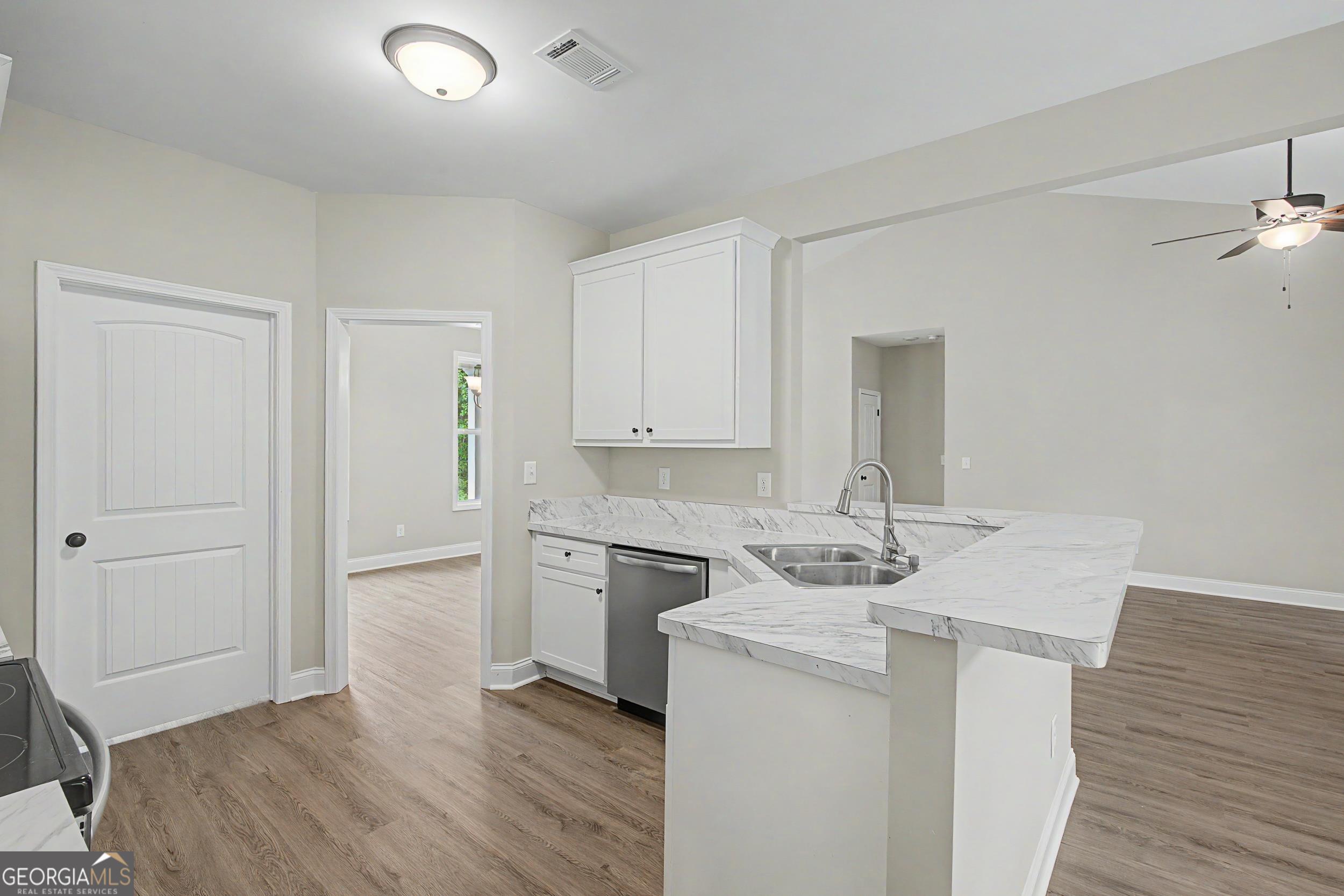 504 Iris Way Property Photo 21