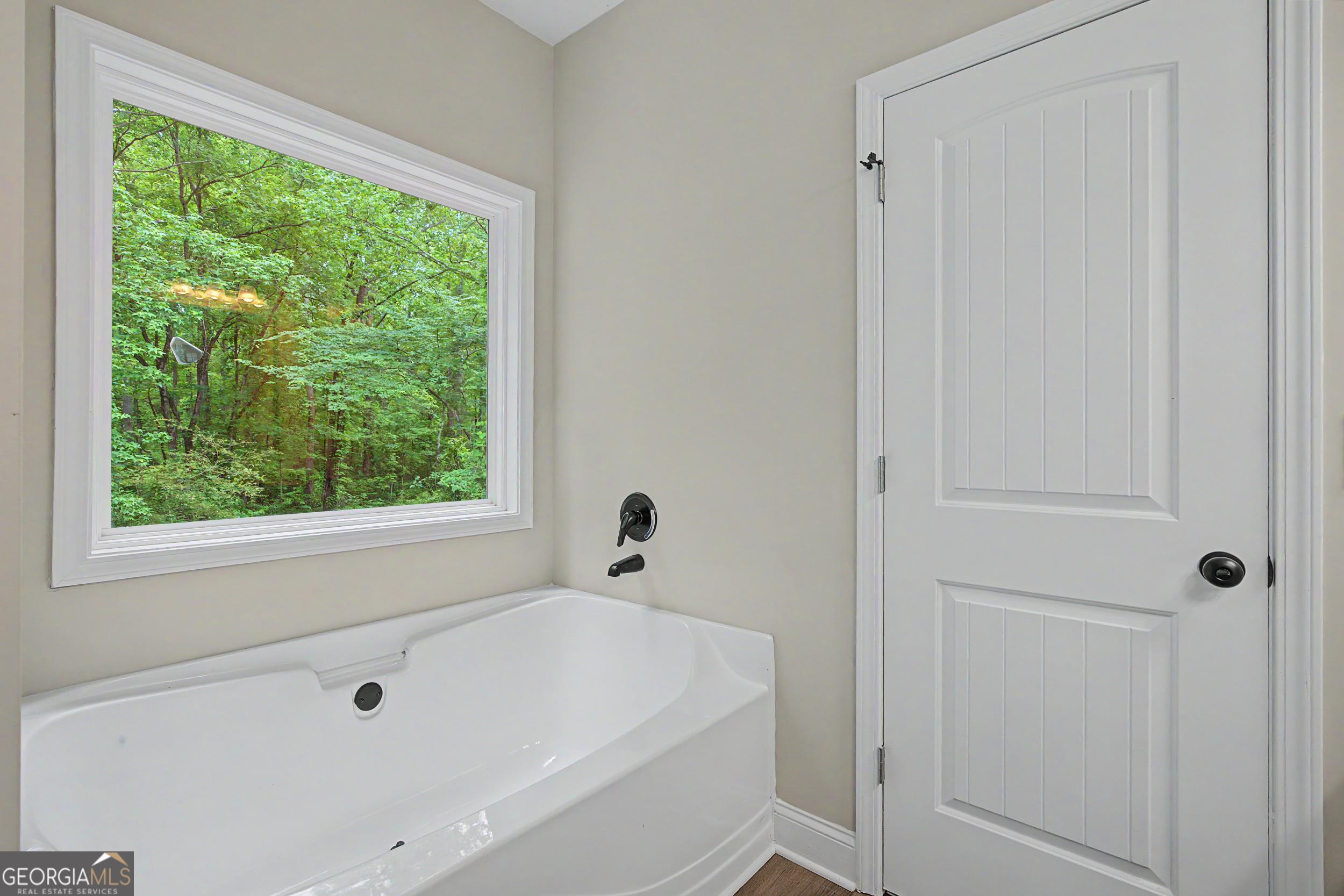 504 Iris Way Property Photo 27