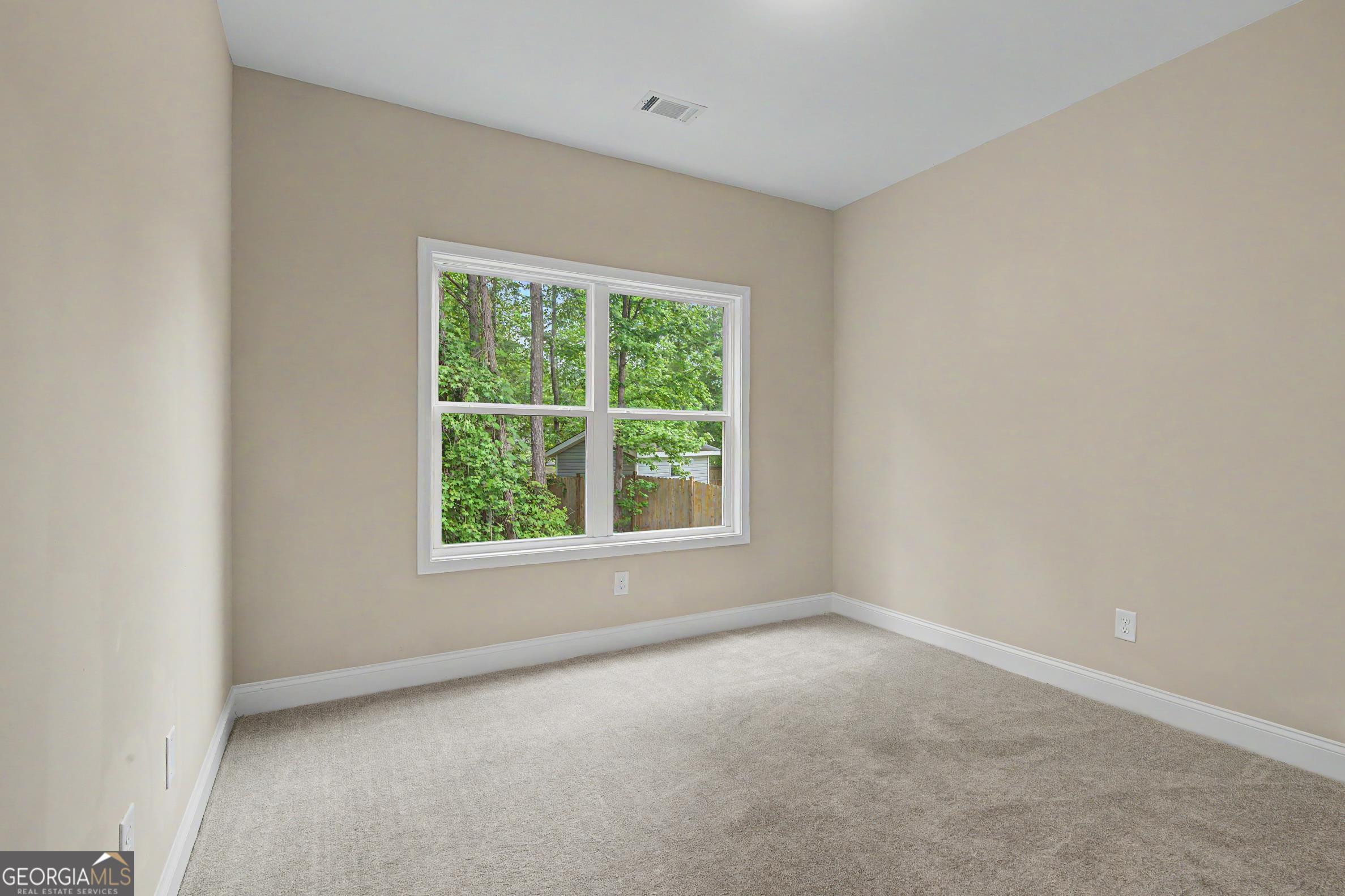 504 Iris Way Property Photo 33