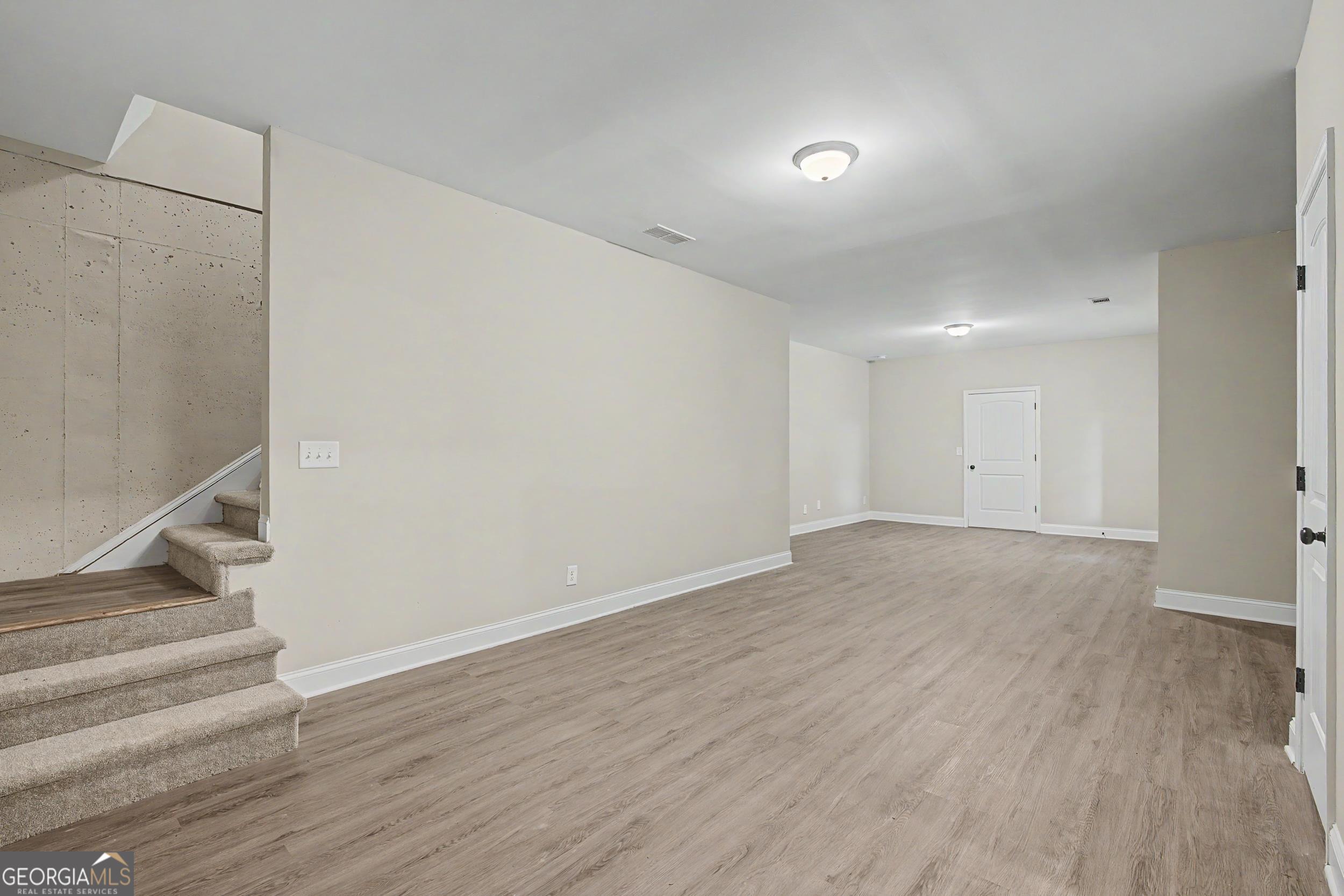 504 Iris Way Property Photo 36