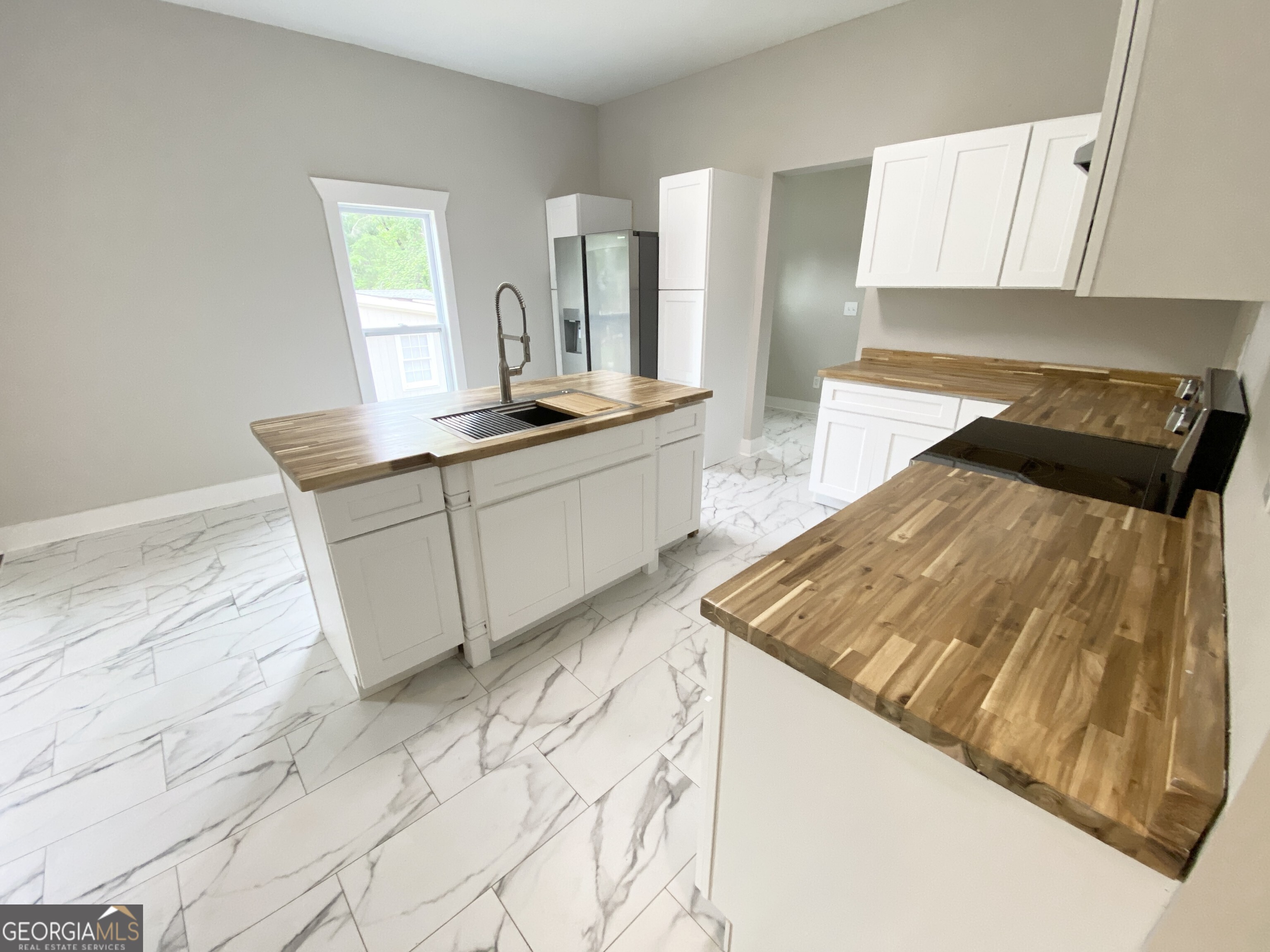 702 Roosevelt Street Property Photo 14