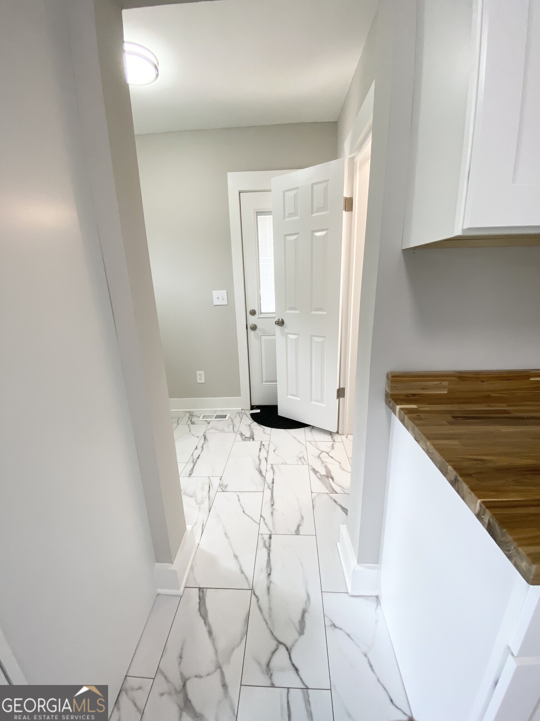 702 Roosevelt Street Property Photo 18