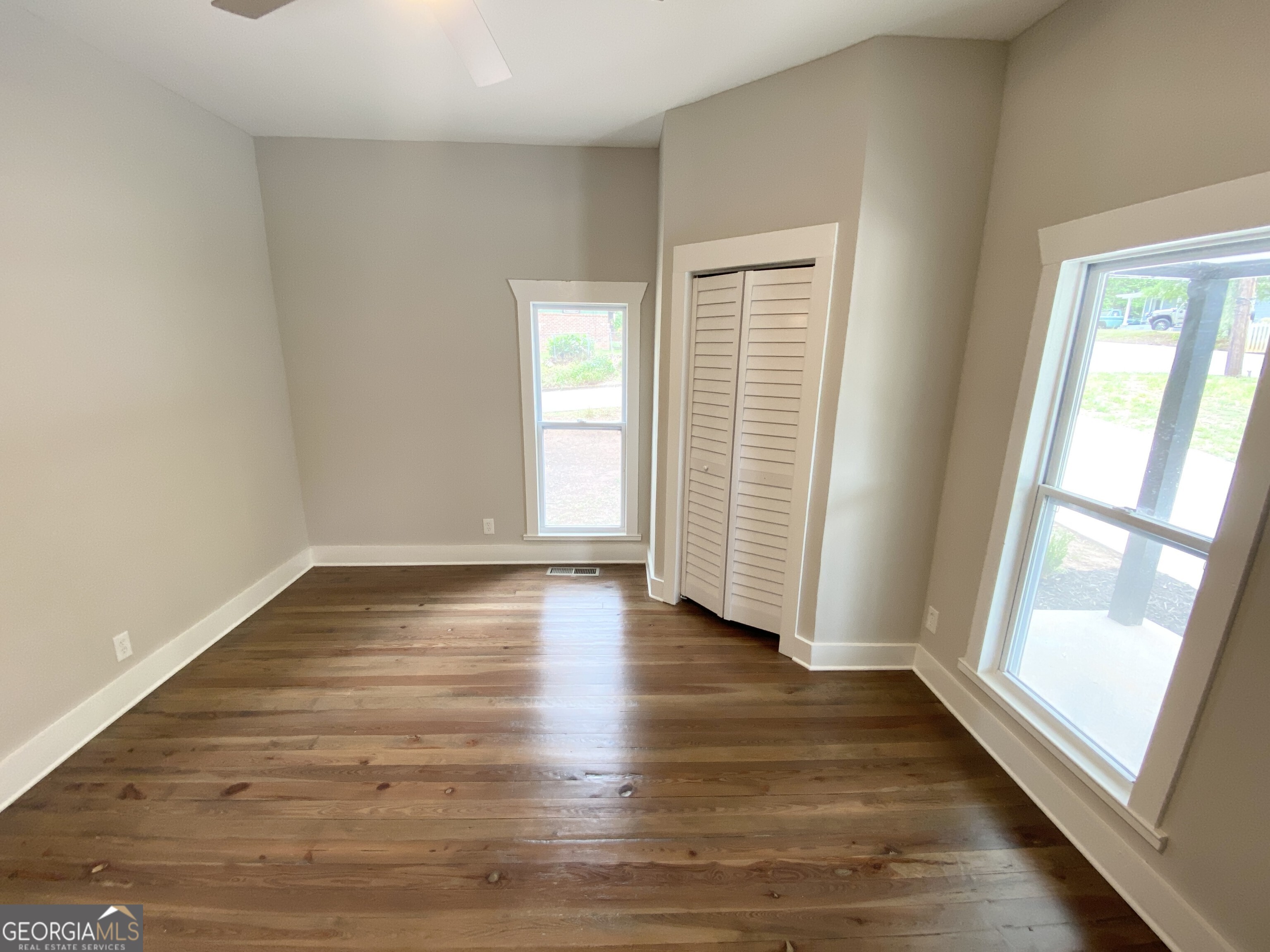 702 Roosevelt Street Property Photo 24
