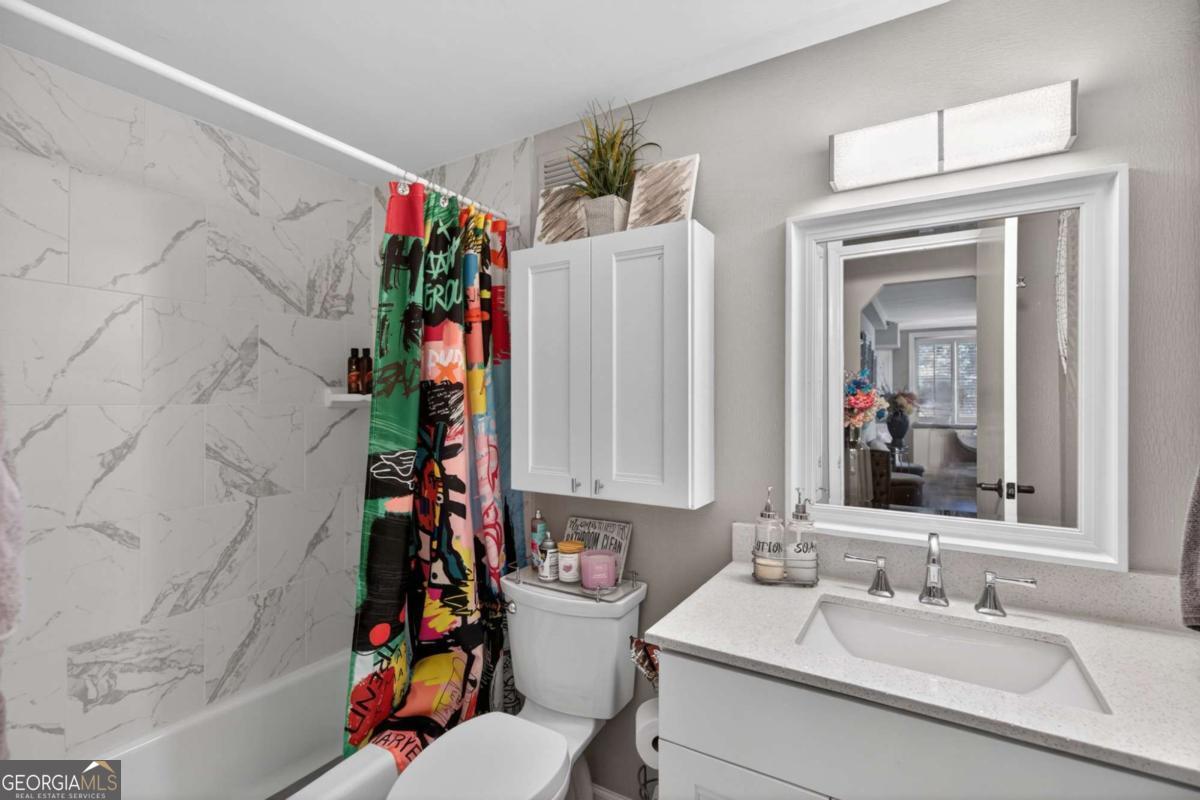 2479 Peachtree Road Ne # 214 Property Photo 18
