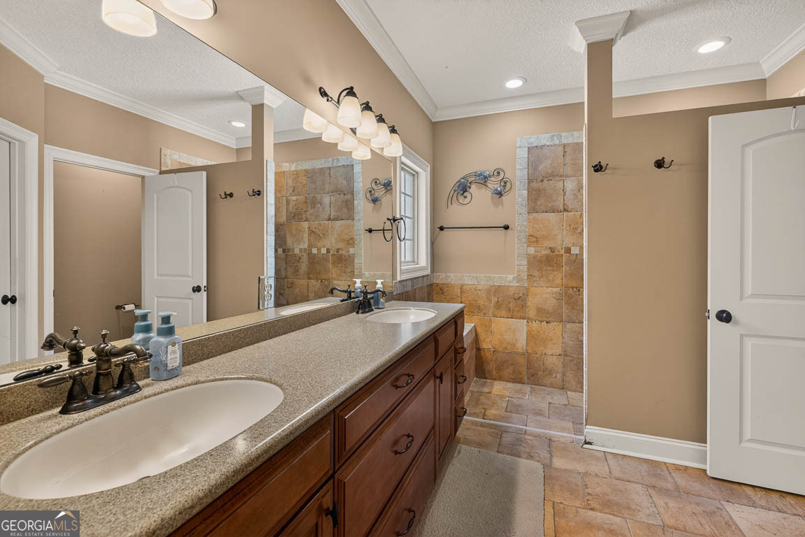 101 Madeira Drive Property Photo 24