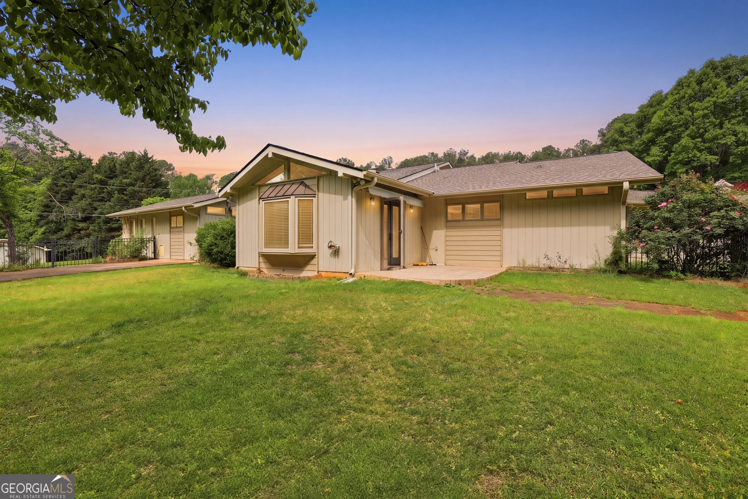 31 Addington Court Property Photo 2