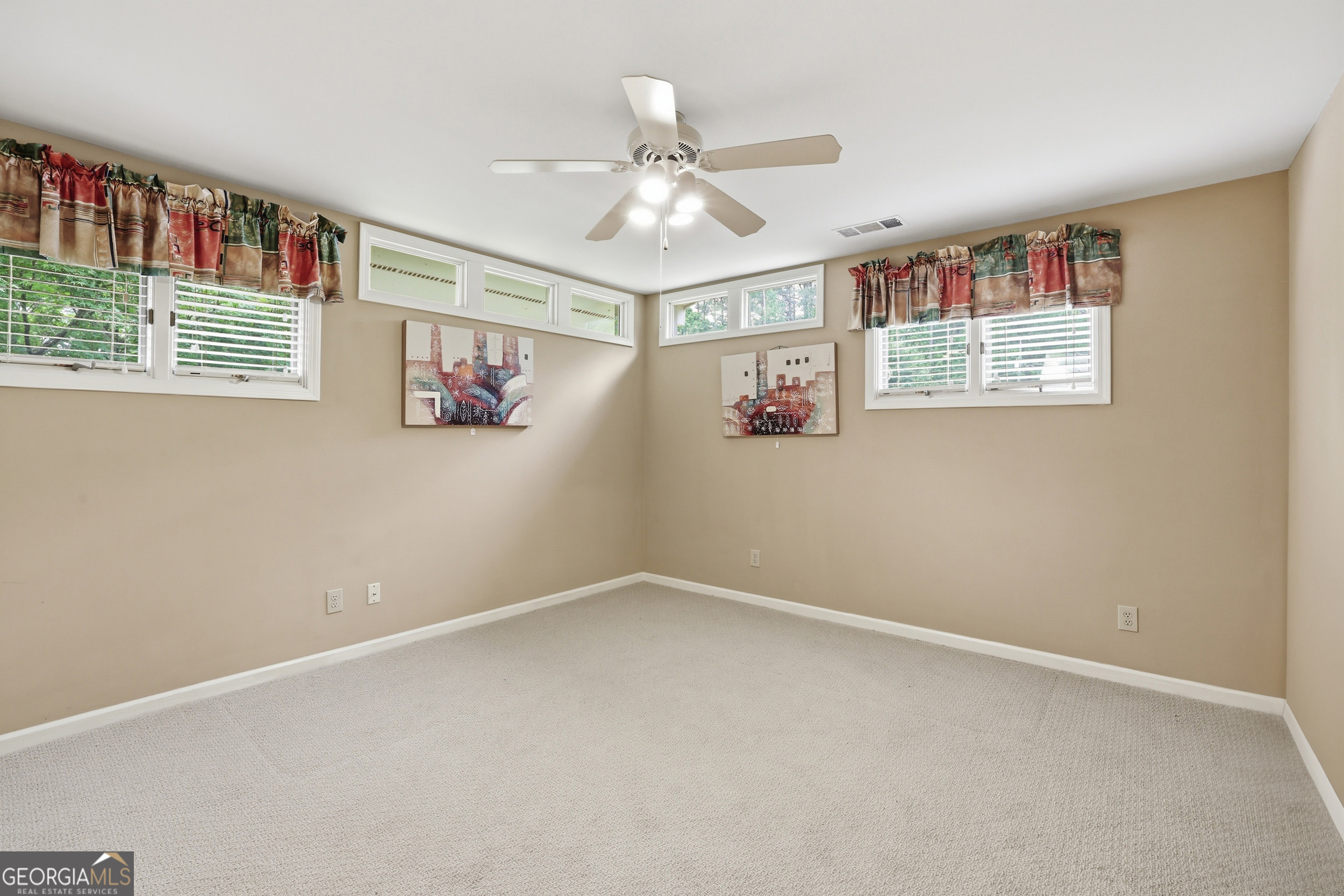 31 Addington Court Property Photo 18