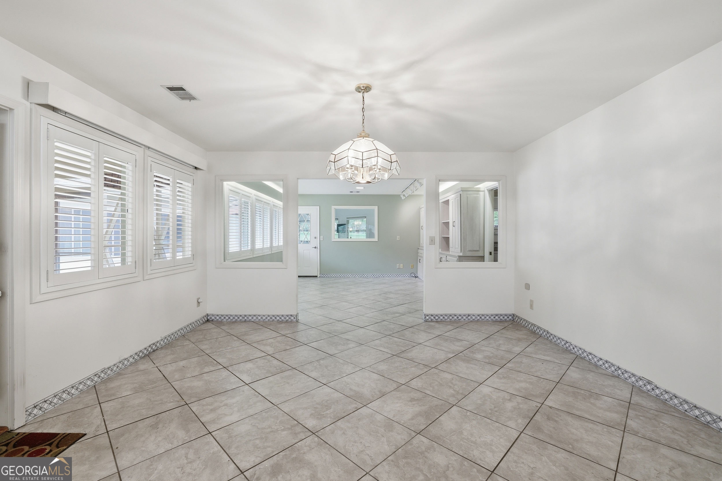 31 Addington Court Property Photo 22