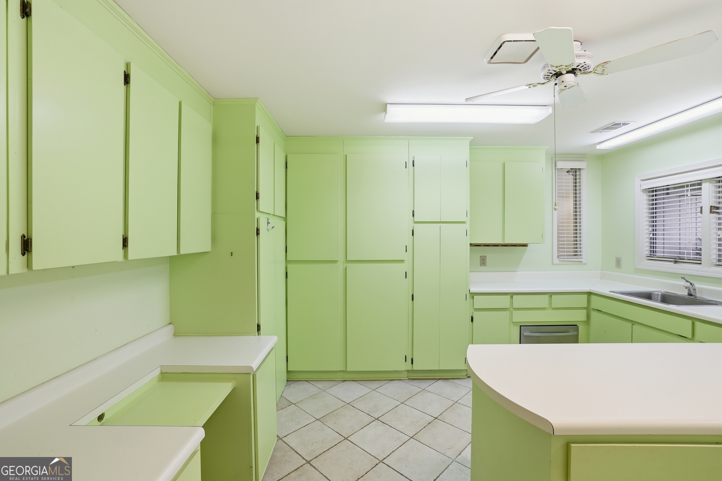 31 Addington Court Property Photo 35