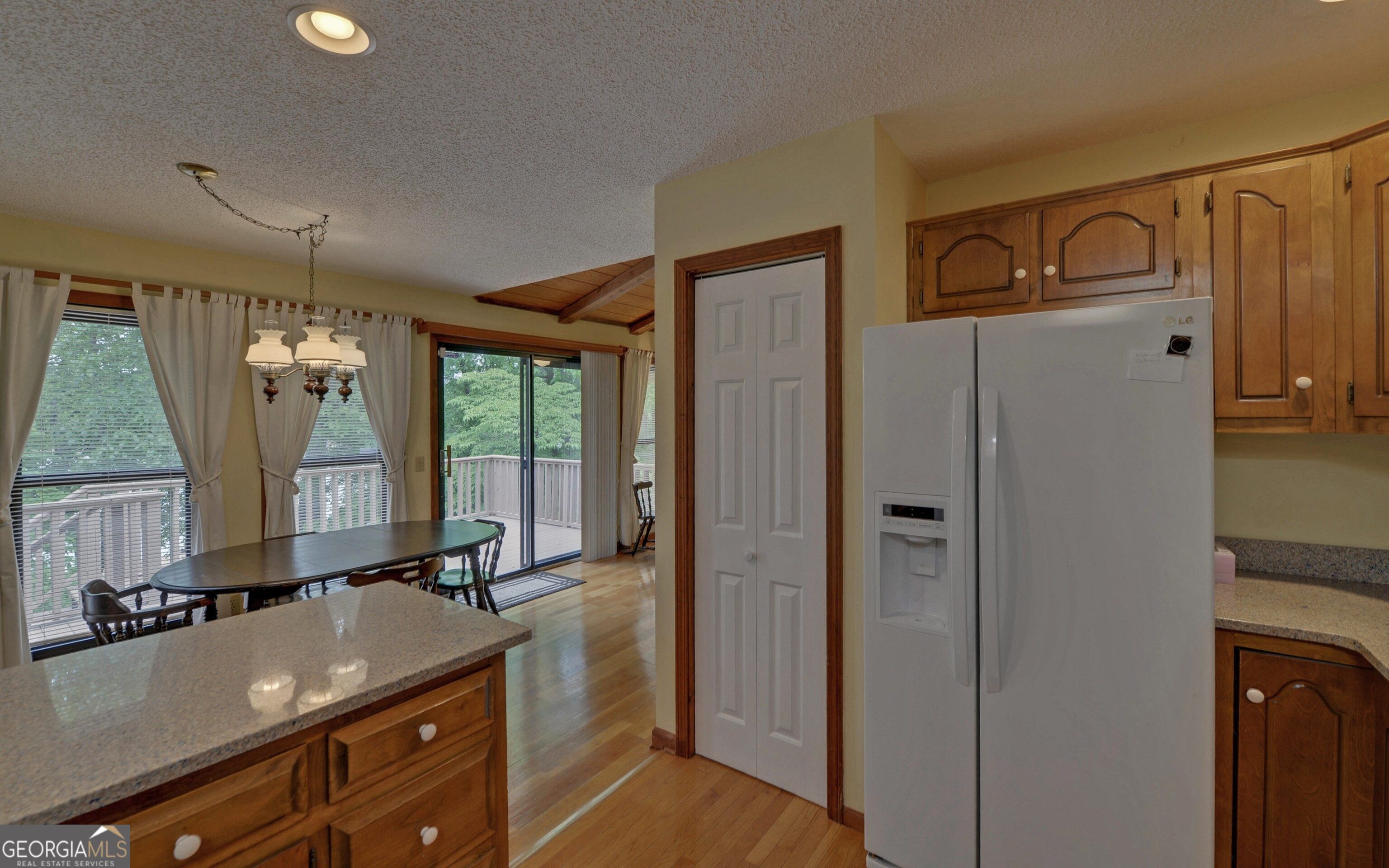 371 Shorewood Circle Property Photo 16