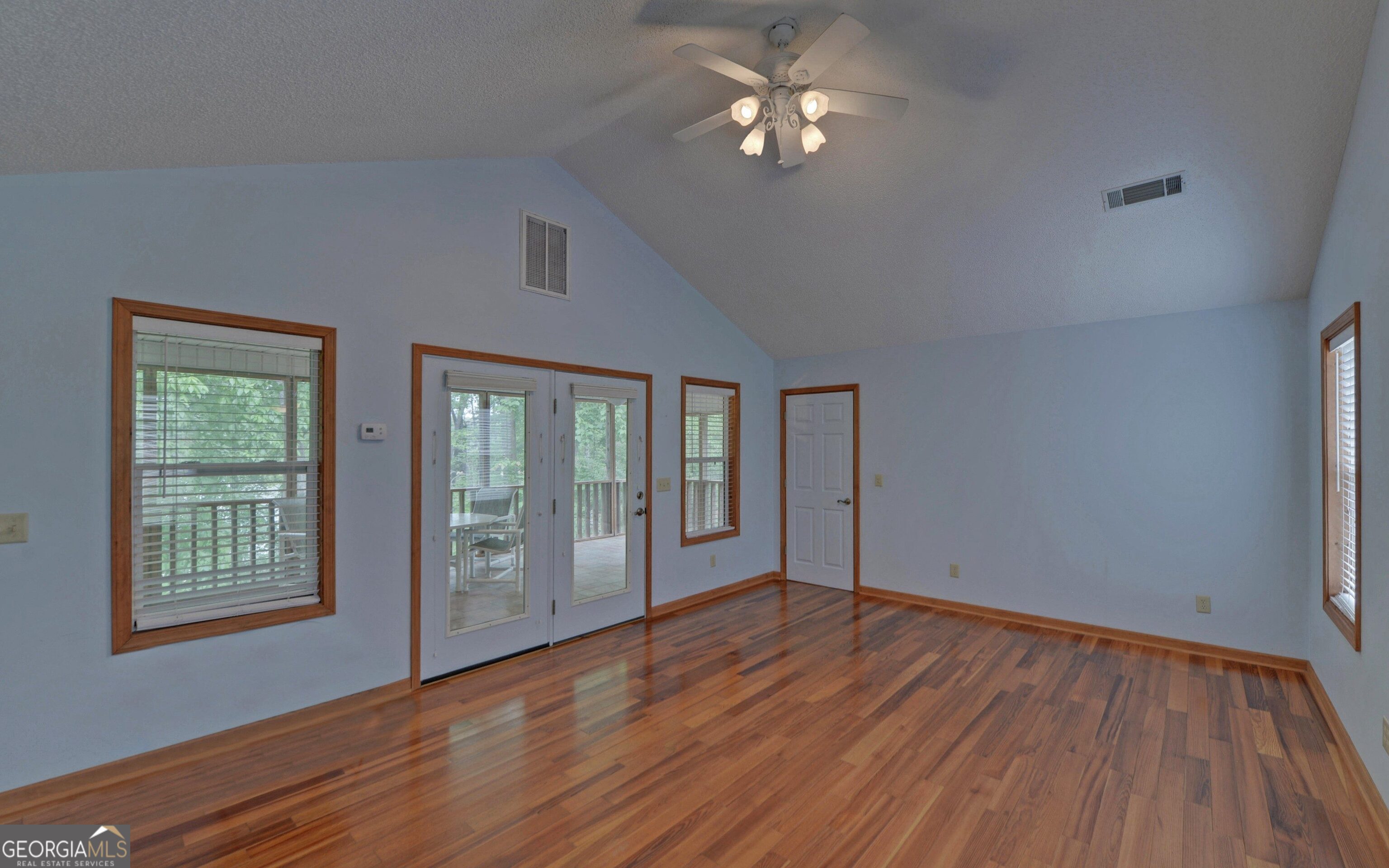 371 Shorewood Circle Property Photo 26