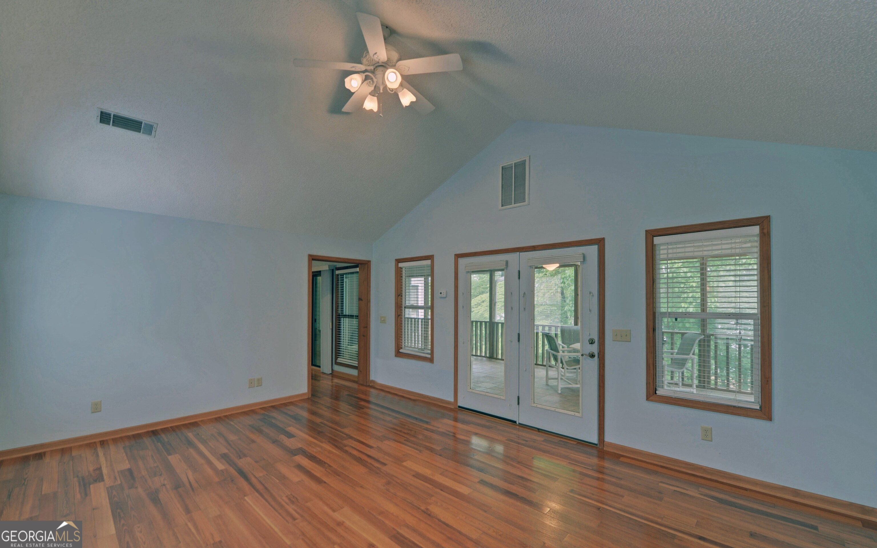 371 Shorewood Circle Property Photo 27