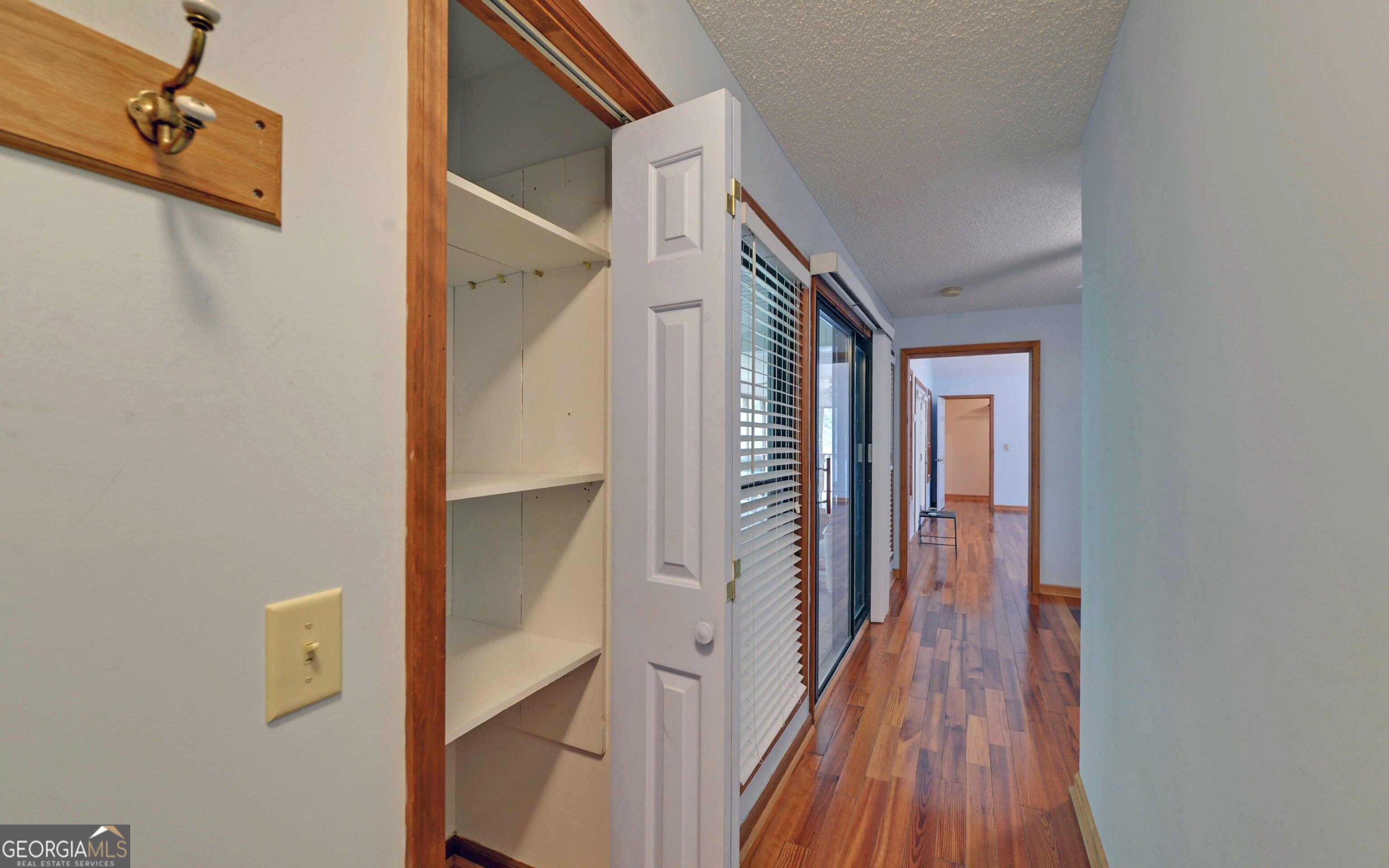 371 Shorewood Circle Property Photo 28