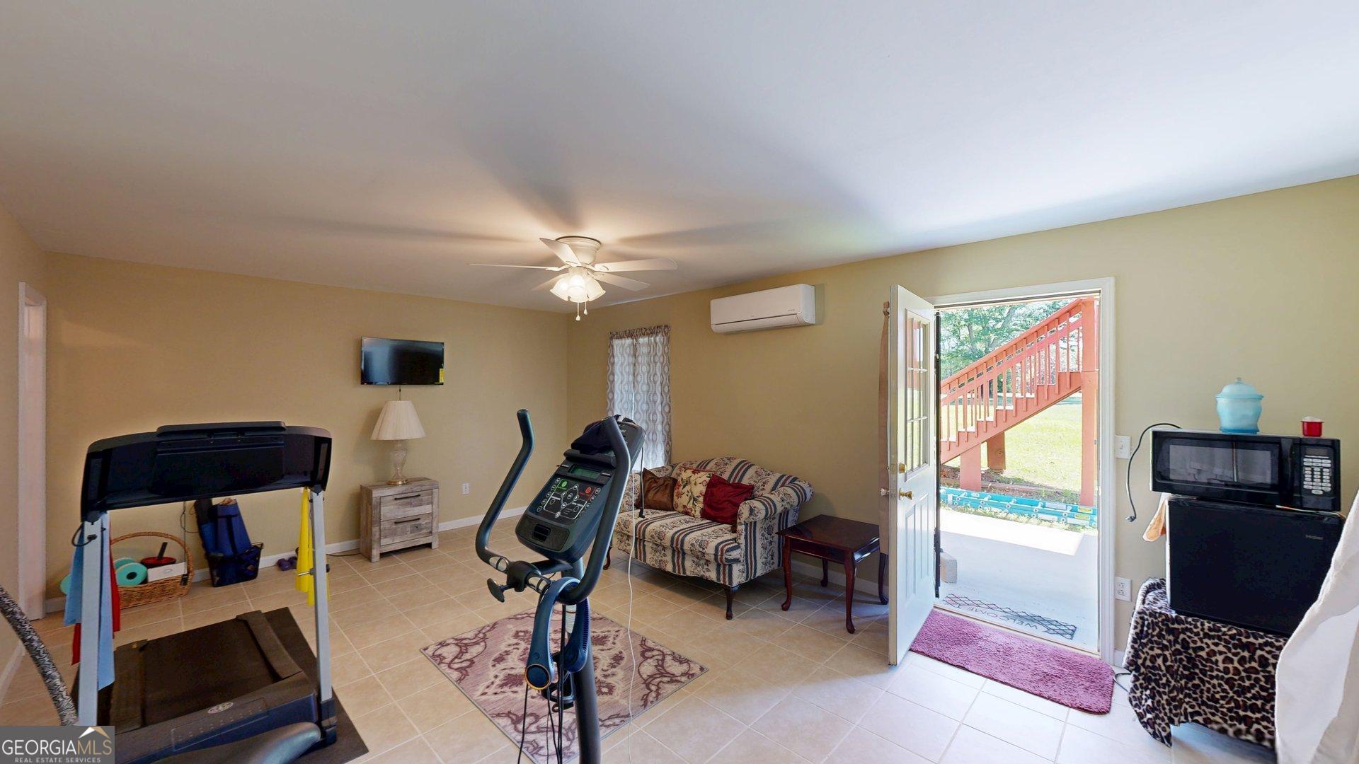 100 Hawthorn Drive Property Photo 29