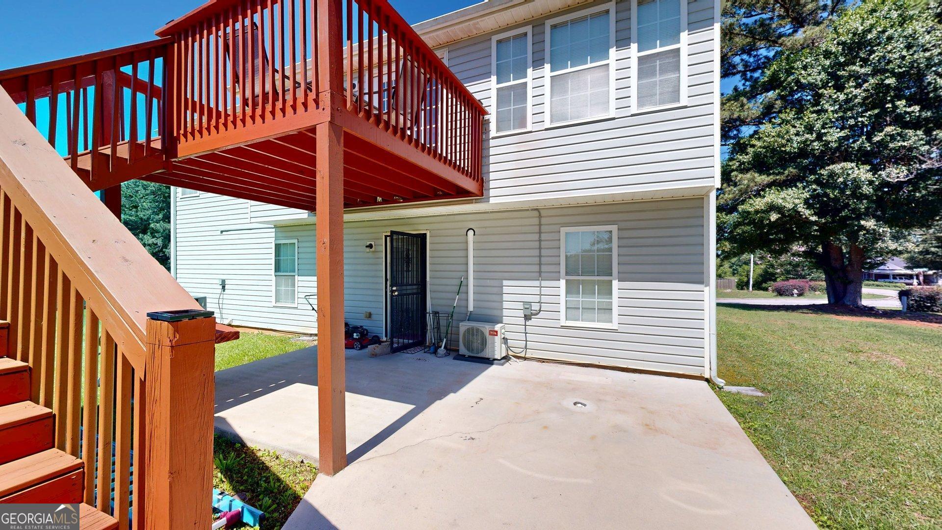100 Hawthorn Drive Property Photo 33